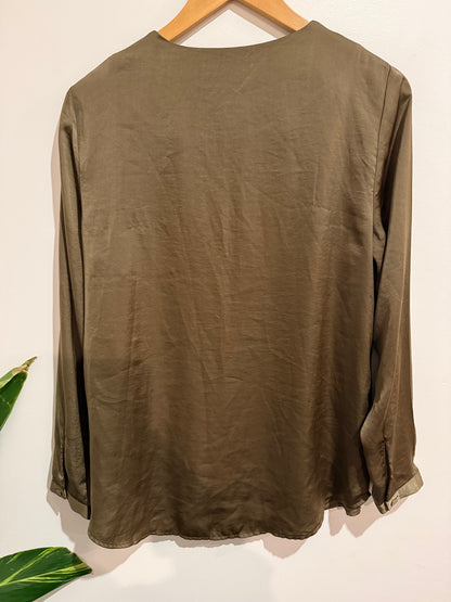Decjuba Size 10 Olive Satin Zip Front Top