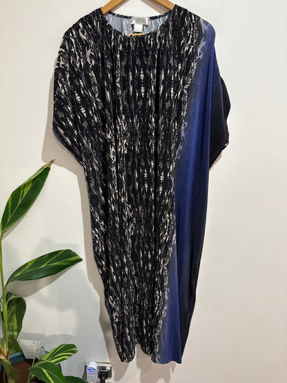 Refinity Crinkle Midi Dress Size L