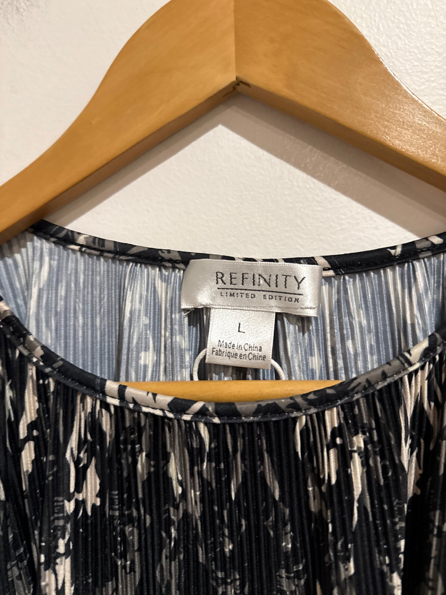 Refinity Crinkle Midi Dress Size L