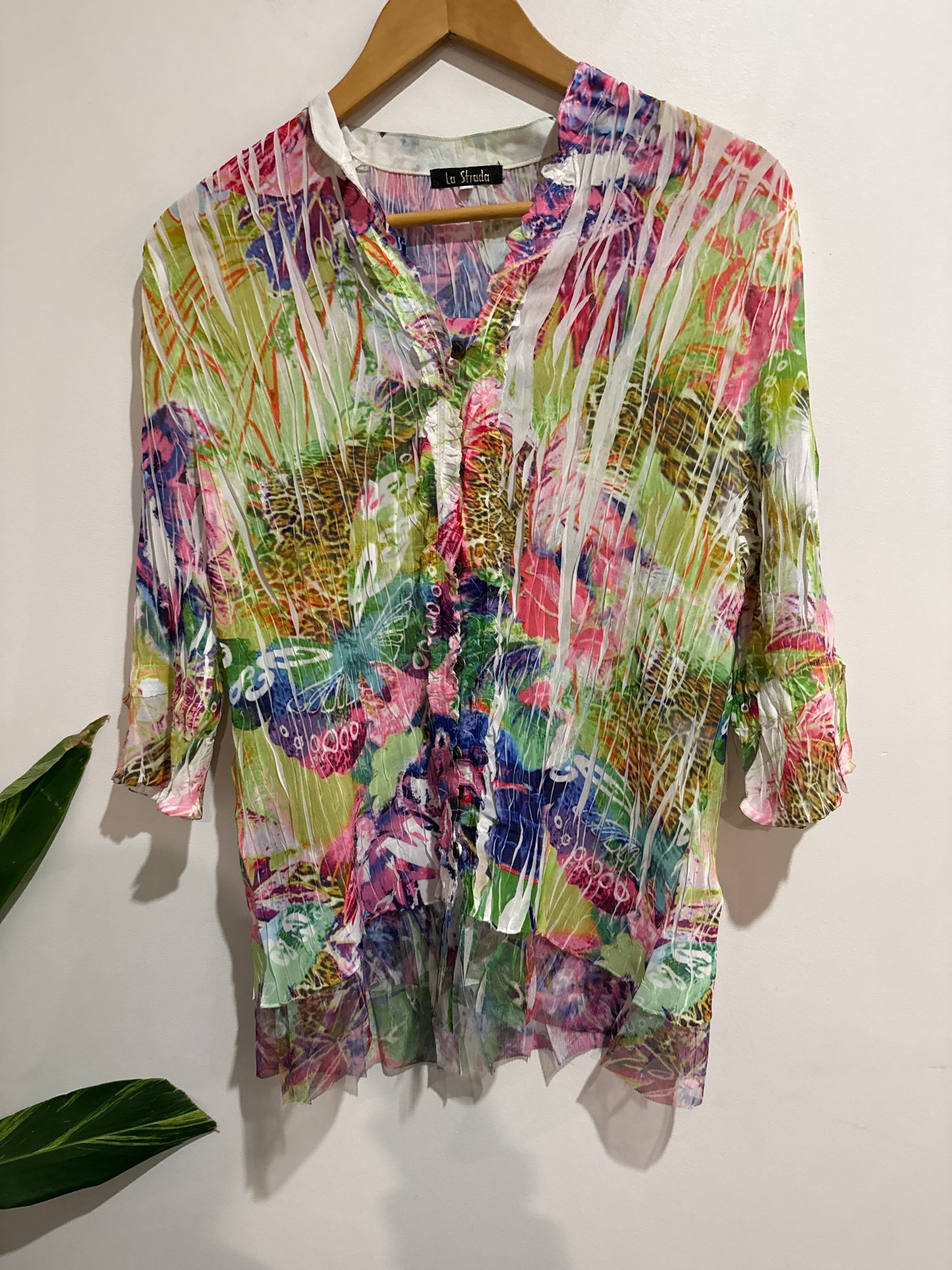 La Strada Three-quarter Sleeve Shirt Size U/Arm to U/Arm 45cm