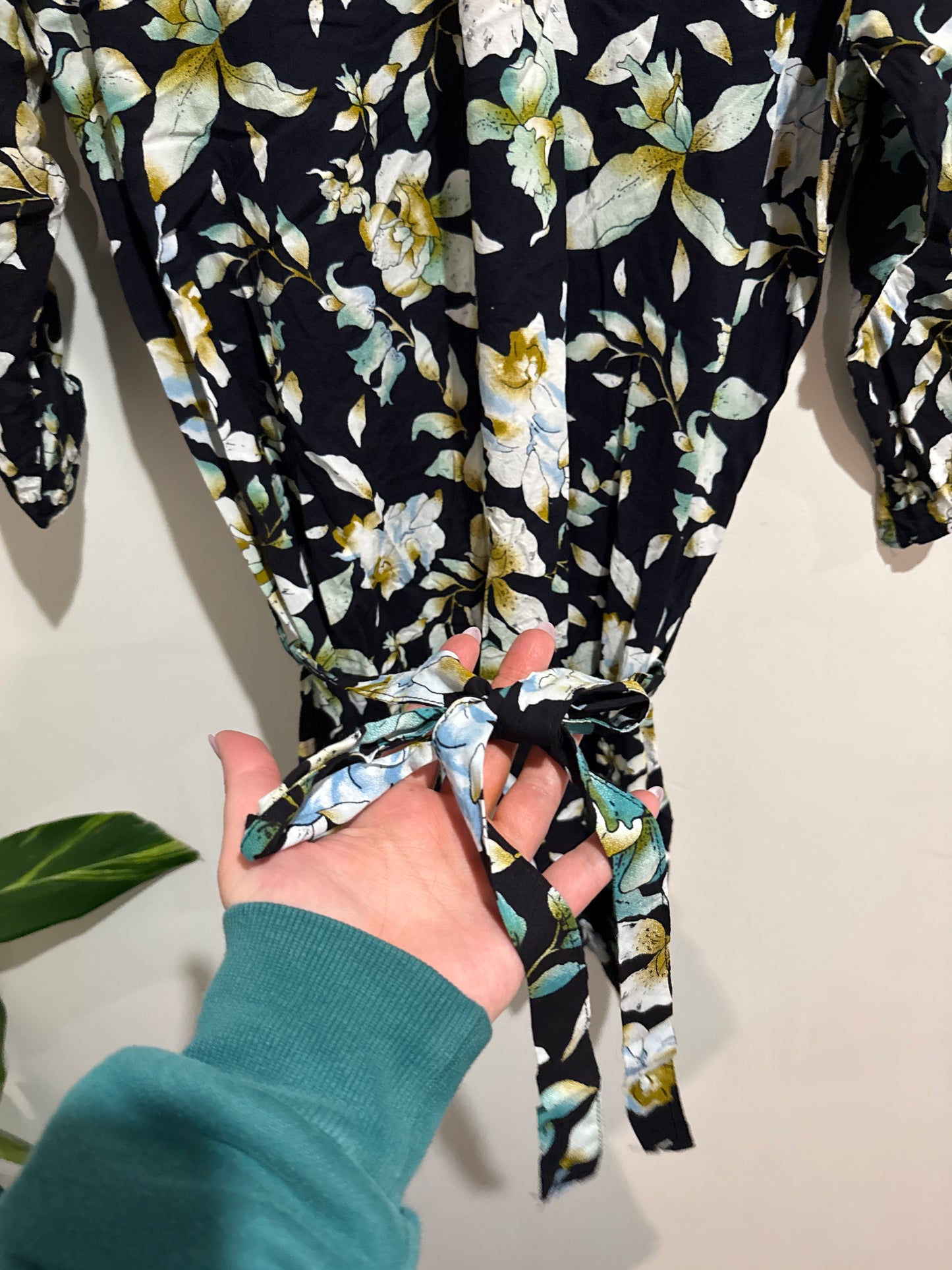 Coconut Gallery Floral Tunic Top Size M