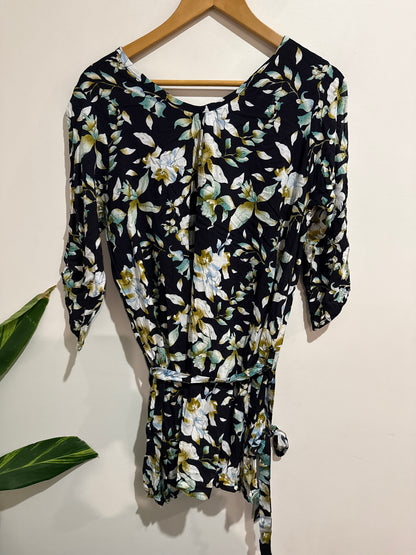 Coconut Gallery Floral Tunic Top Size M