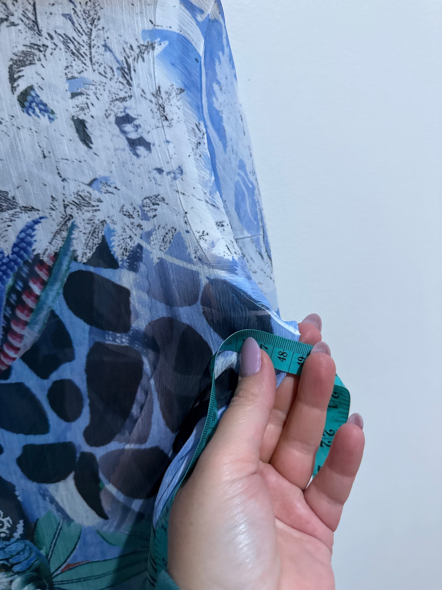 Seven Sisters Printed Silk Top Size 2 | U/Arm to U/Arm 48cm