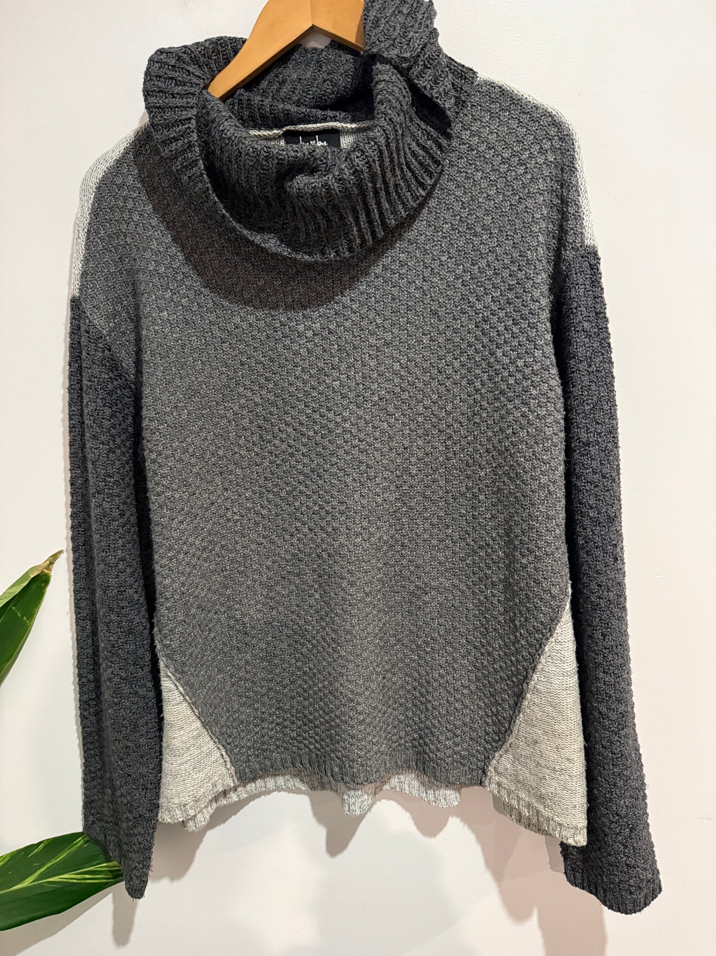 By & By Cowl Neck Pullover Sweater Size L