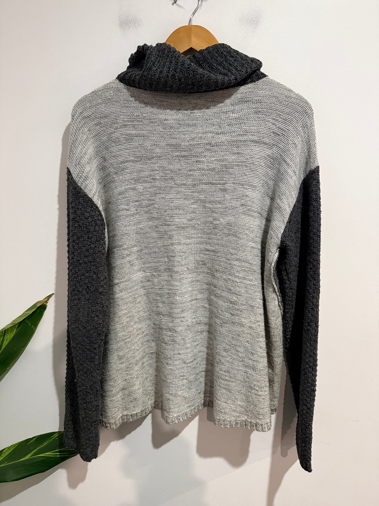 By & By Cowl Neck Pullover Sweater Size L