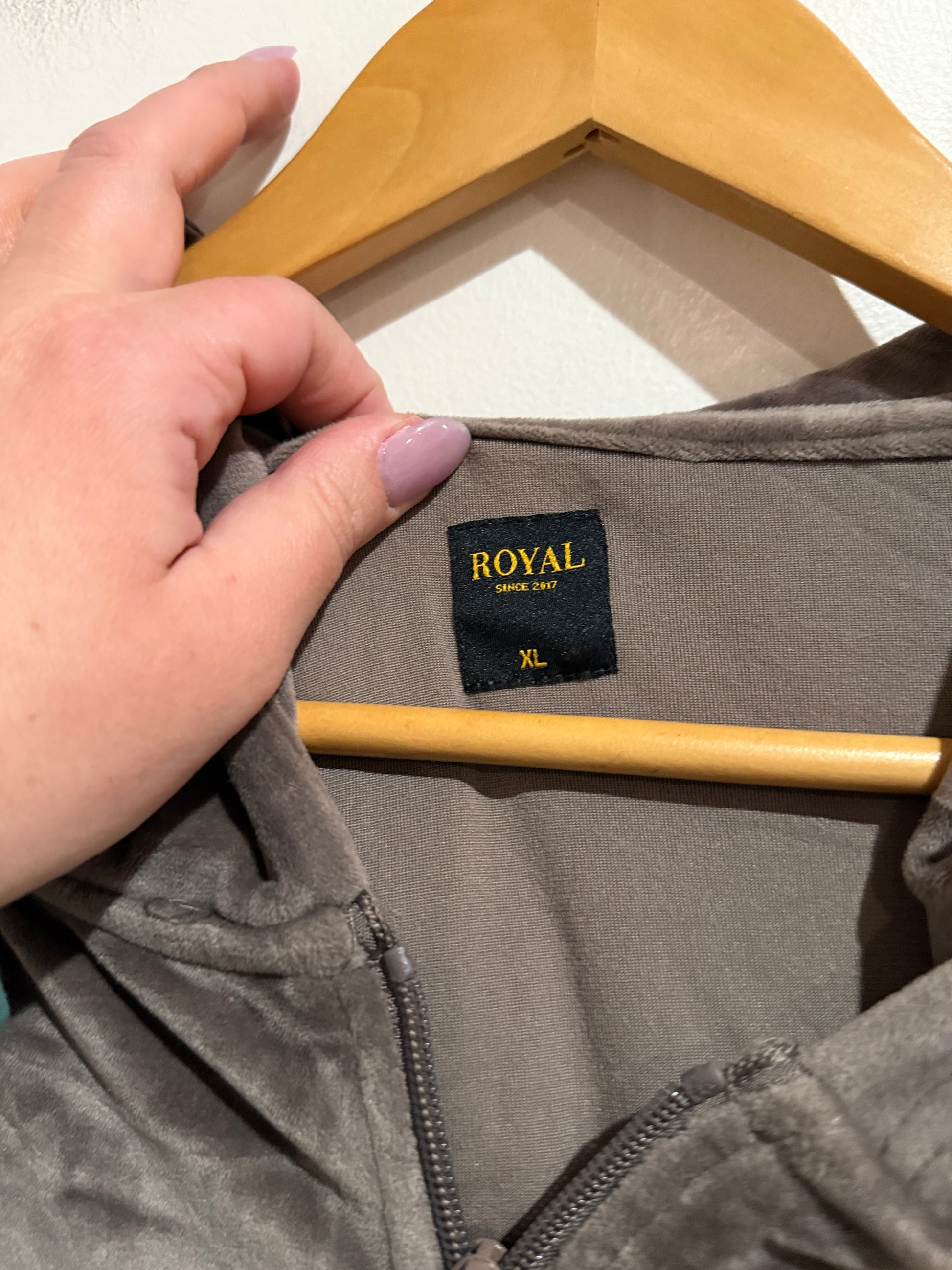 Royal Cropped Velour Zip-up Hoodie Size XL