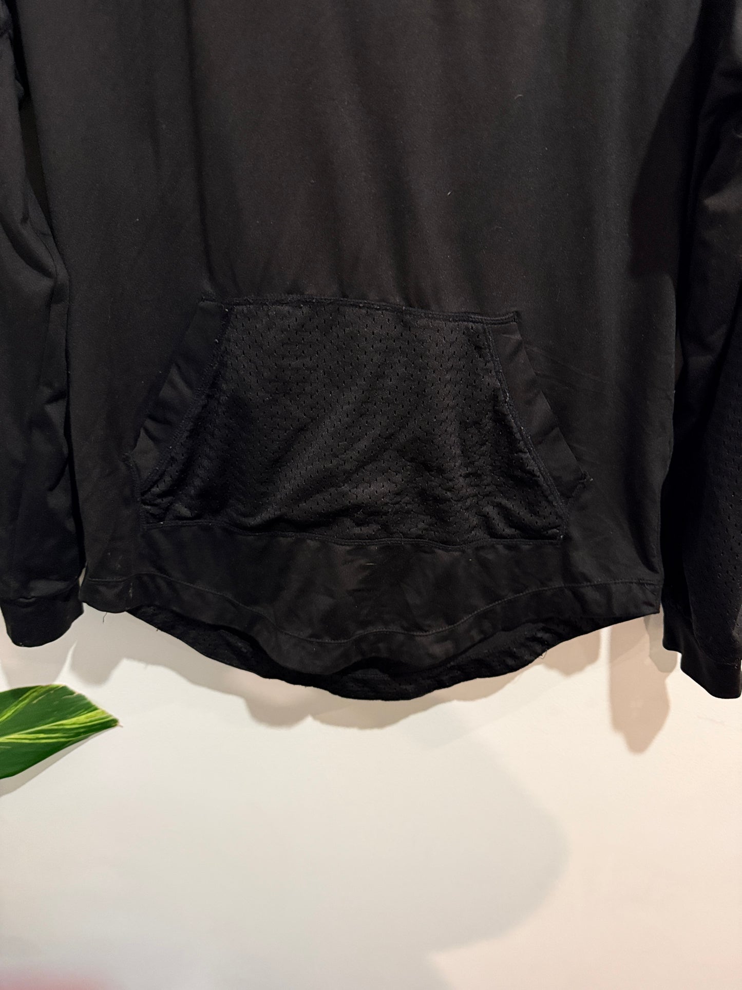 Nike Size S Mesh Panel Half Zip Hoodie