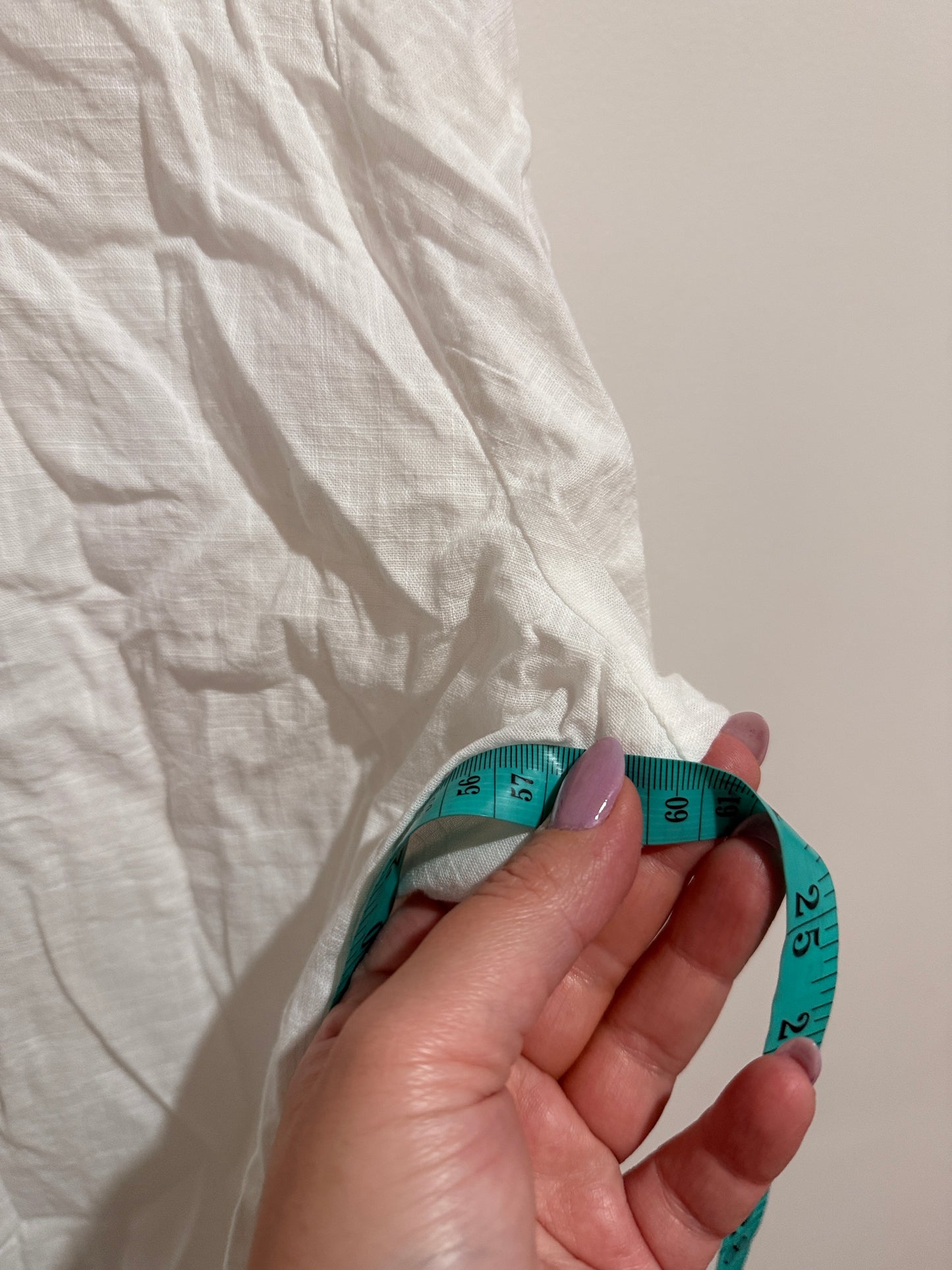 Brand Unknown U/Arm to U/Arm 60cm Button Up Shirt