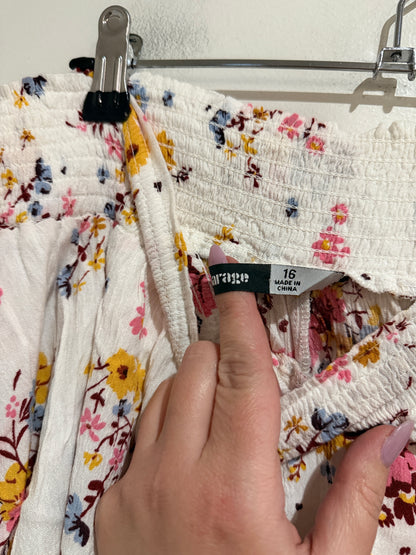 Mirage Size 16 Floral Print Skirt