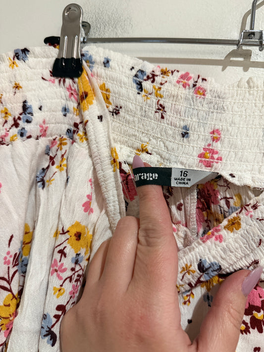 Mirage Size 16 Floral Print Skirt