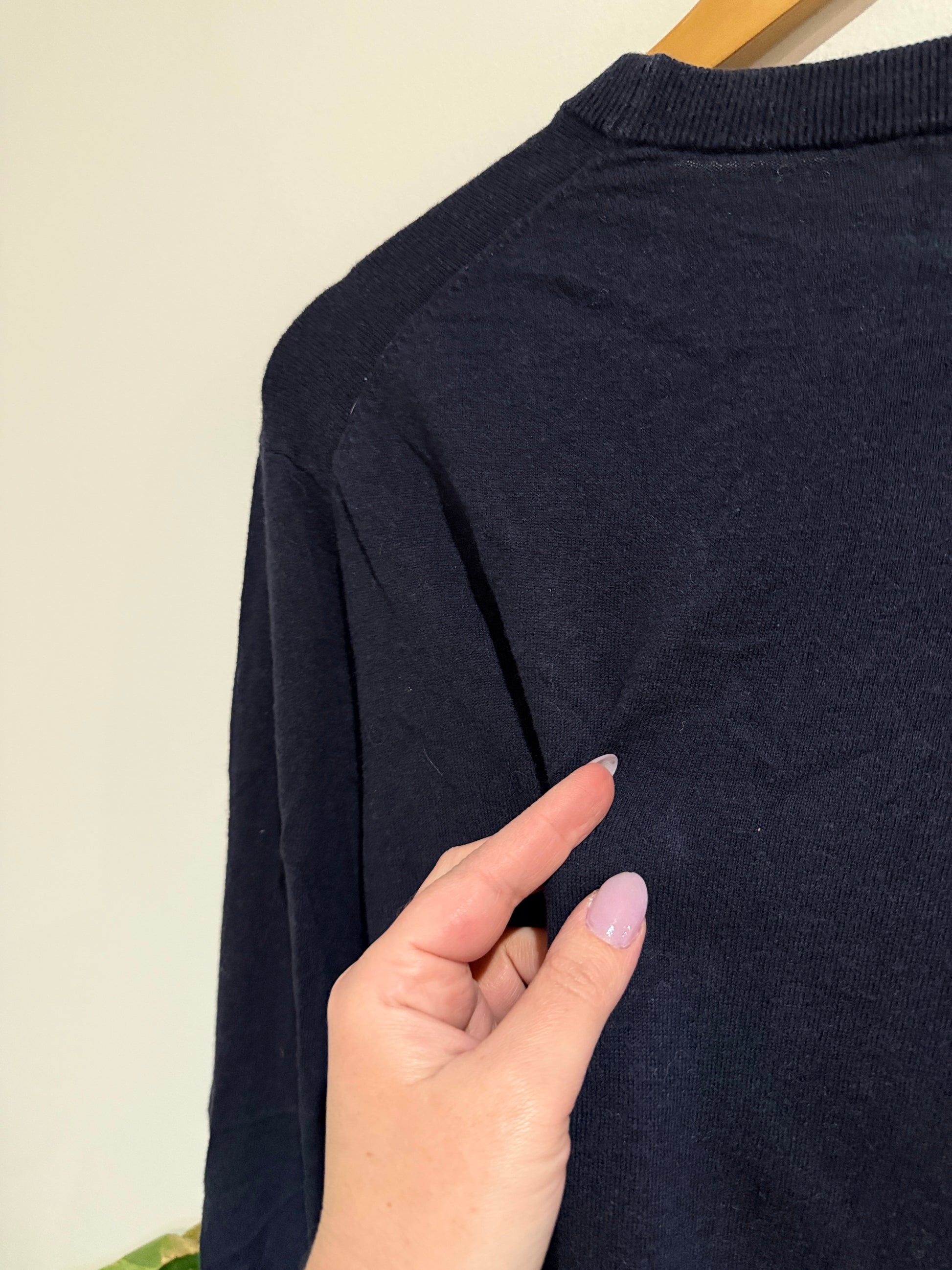 H&M Size L Crewneck Knit Sweater