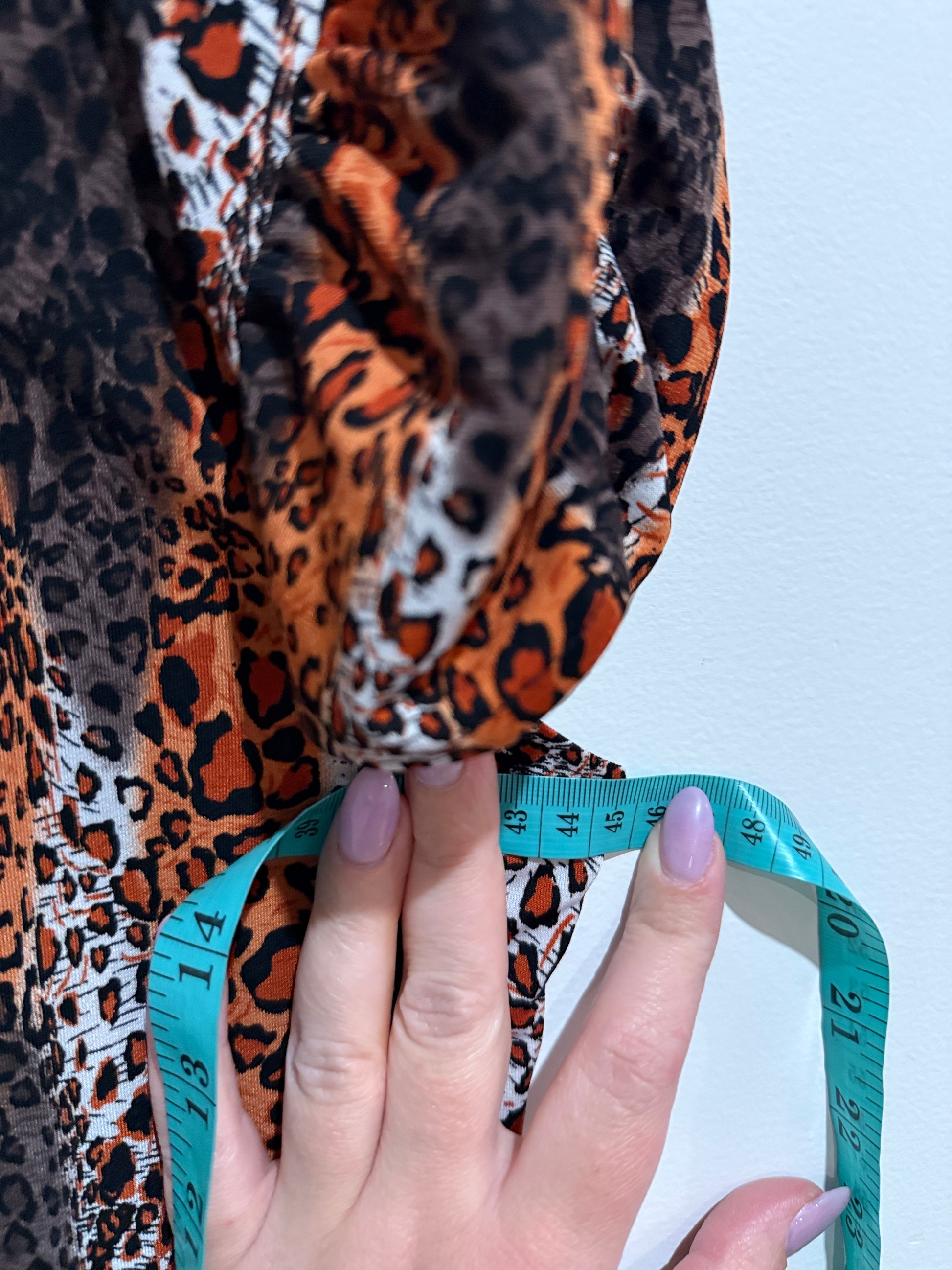 Brand Unknown U/Arm to U/Arm 45cm Animal Print Short-Sleeve Top