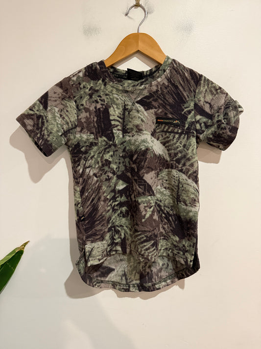 Back Country Size 8 Camo Fleece Top