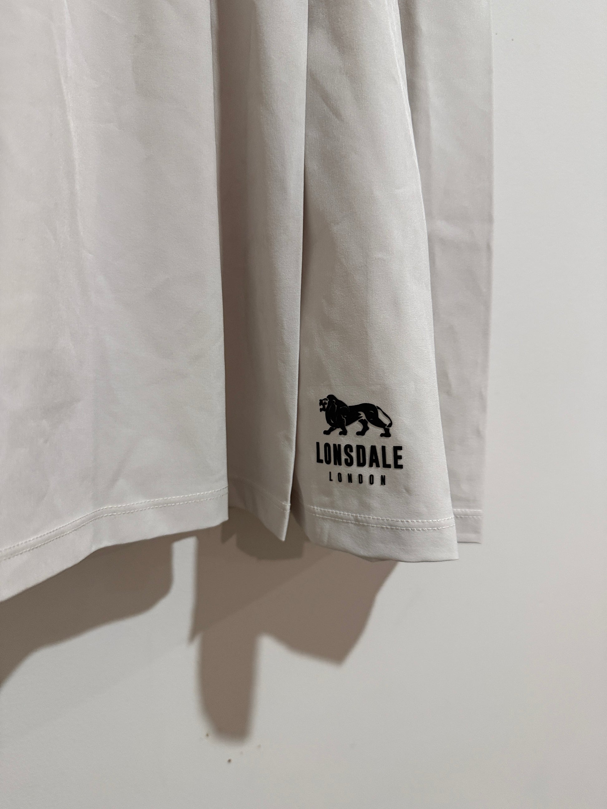 Lonsdale London Size 16 Pleated Skirt