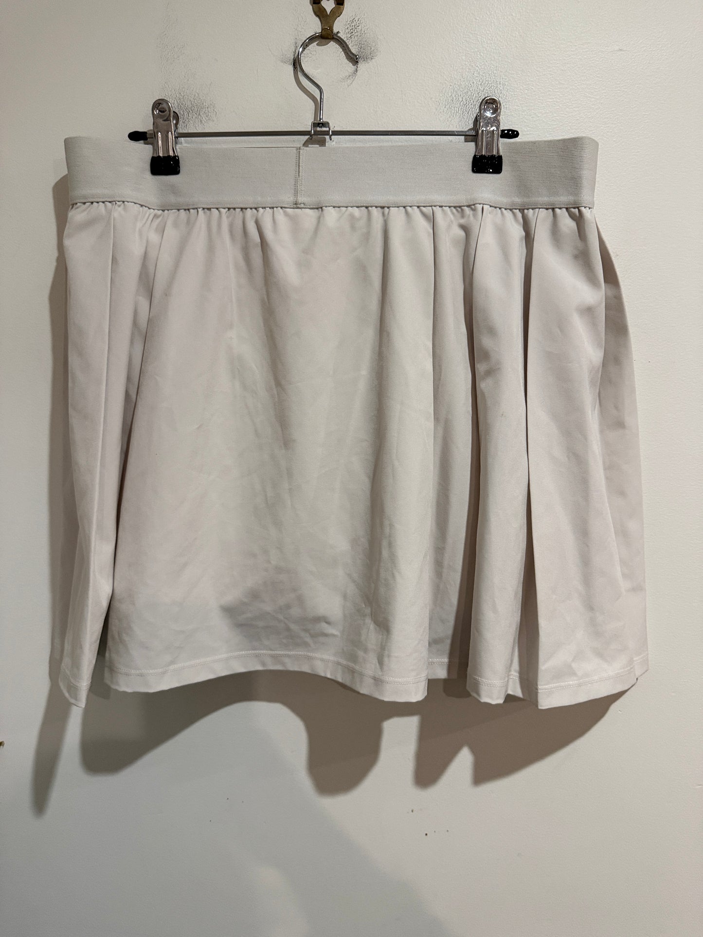 Lonsdale London Size 16 Pleated Skirt