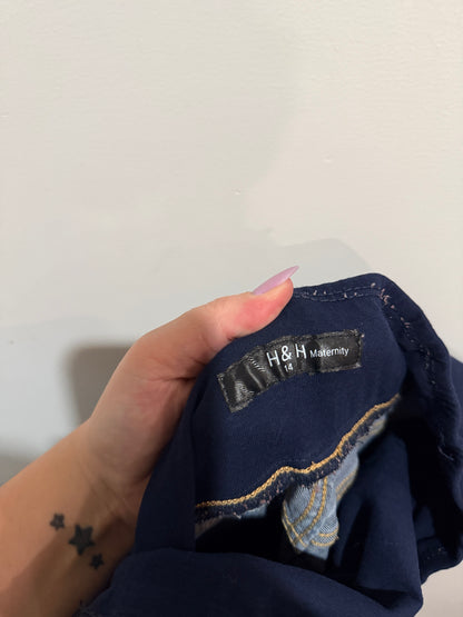 H & H Maternity Maternity Mom Jeans Size 14