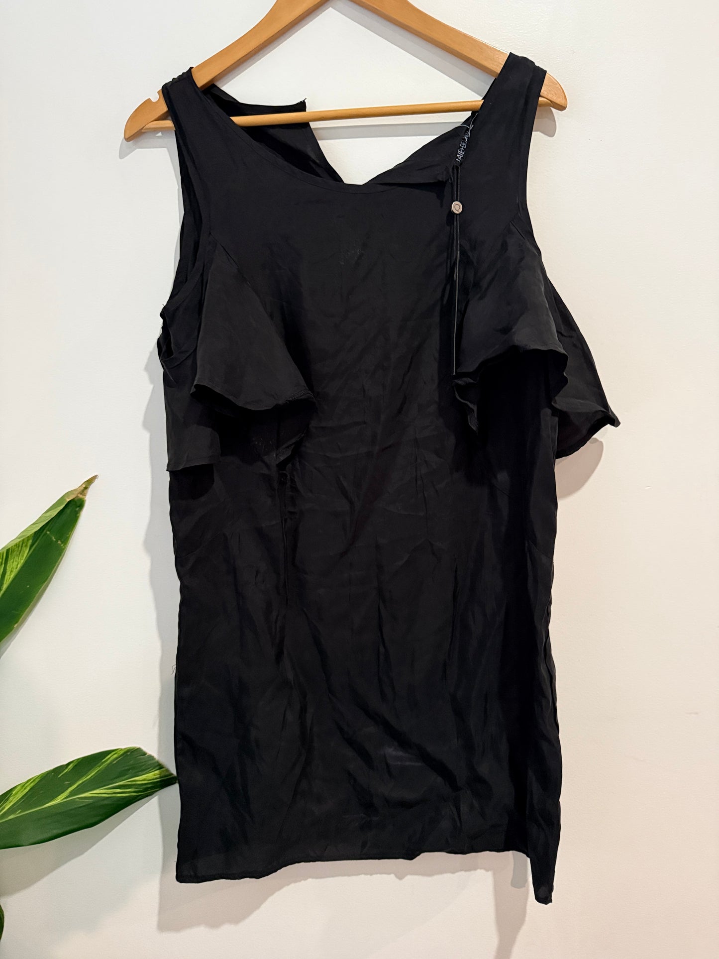 Fate + Becker Darinna Cold Shoulder Dress Size 8