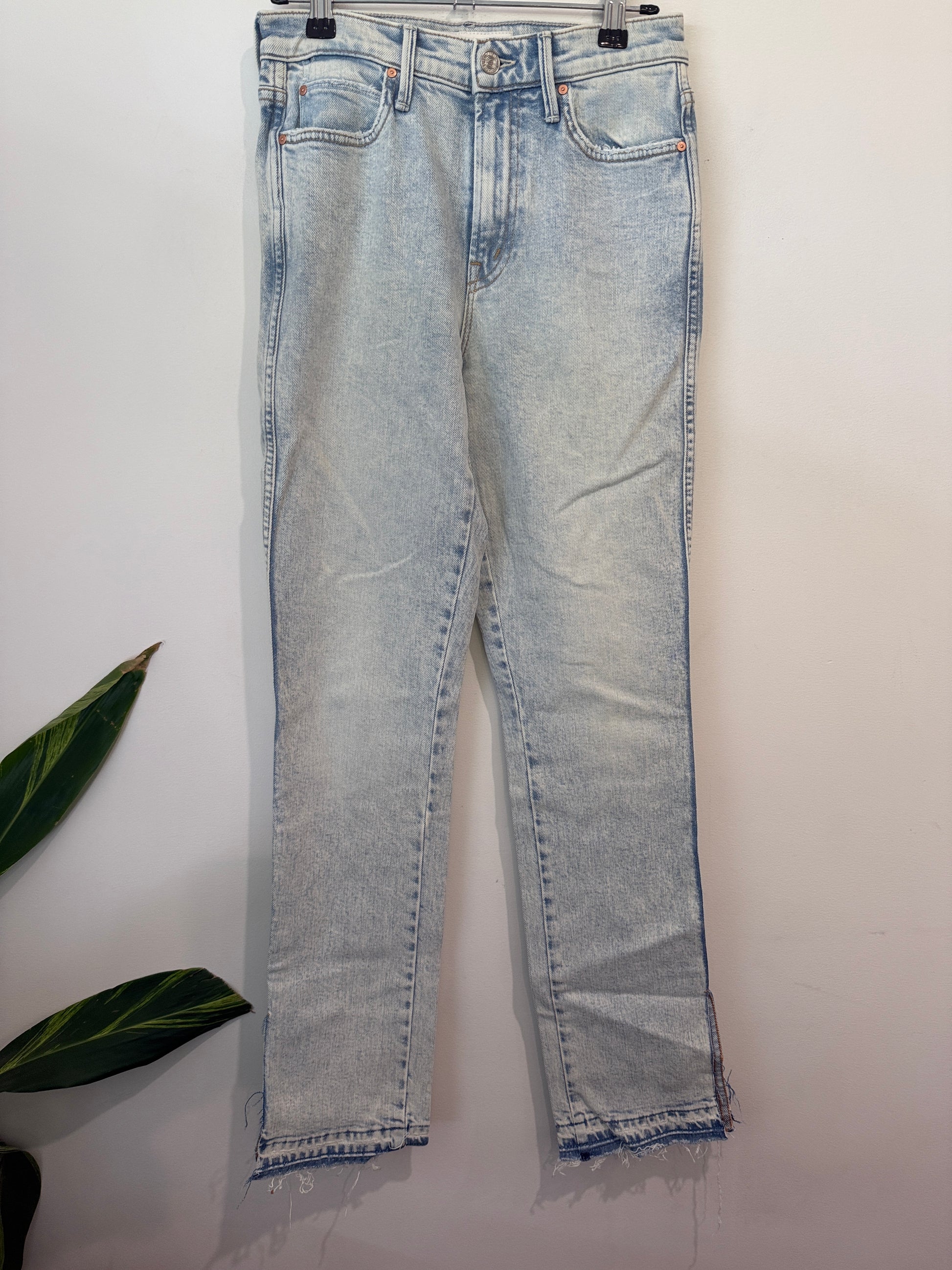 MOTHER Split Hem Jeans Size 25
