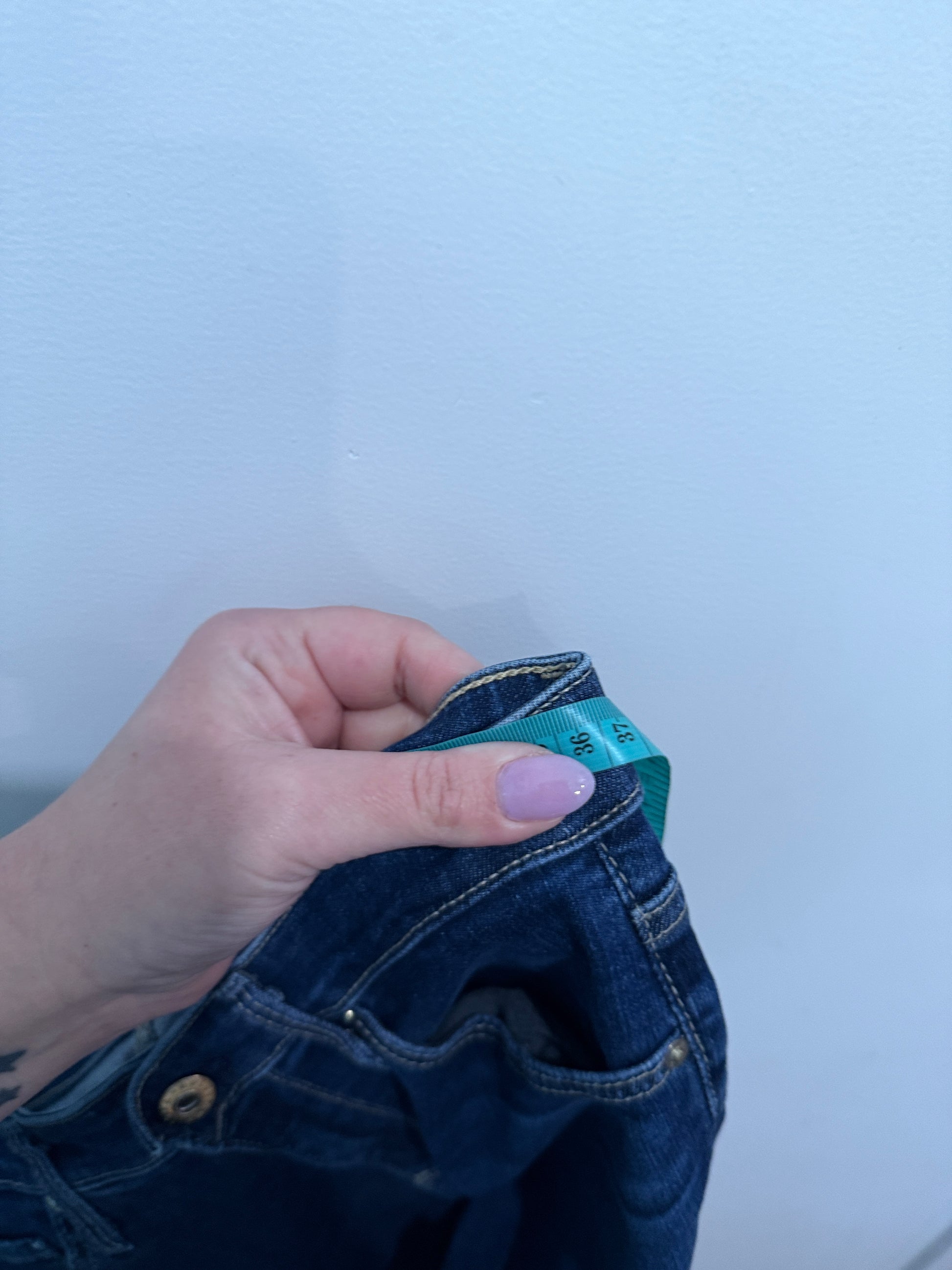 AG The Prima Cigarette Jeans Size 26