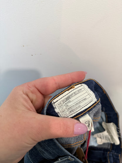 Current/Elliott The Bootcut Distressed Jeans Size 29
