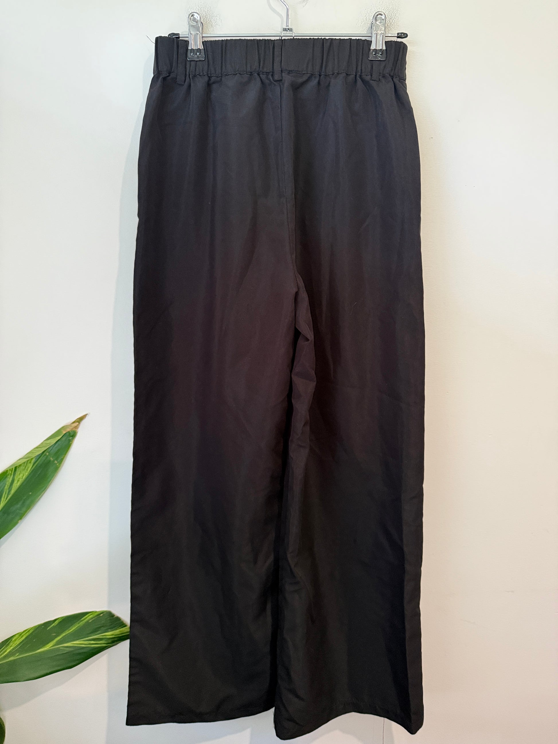 SHEIN Size S Wide Leg Pleated Trousers