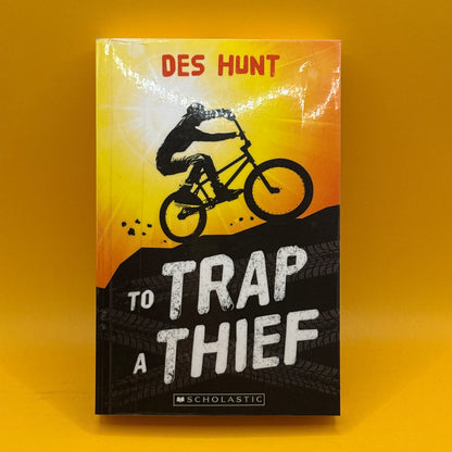 A Trap for a Thief by Des Hunt