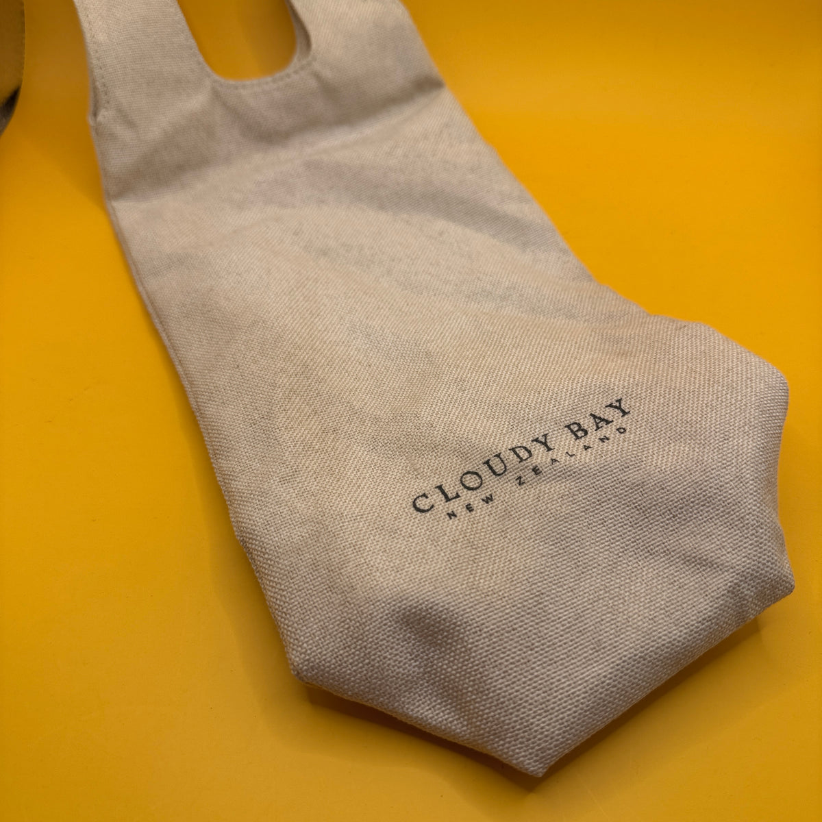 Two-Bottle Wine Carrier Bag Beige