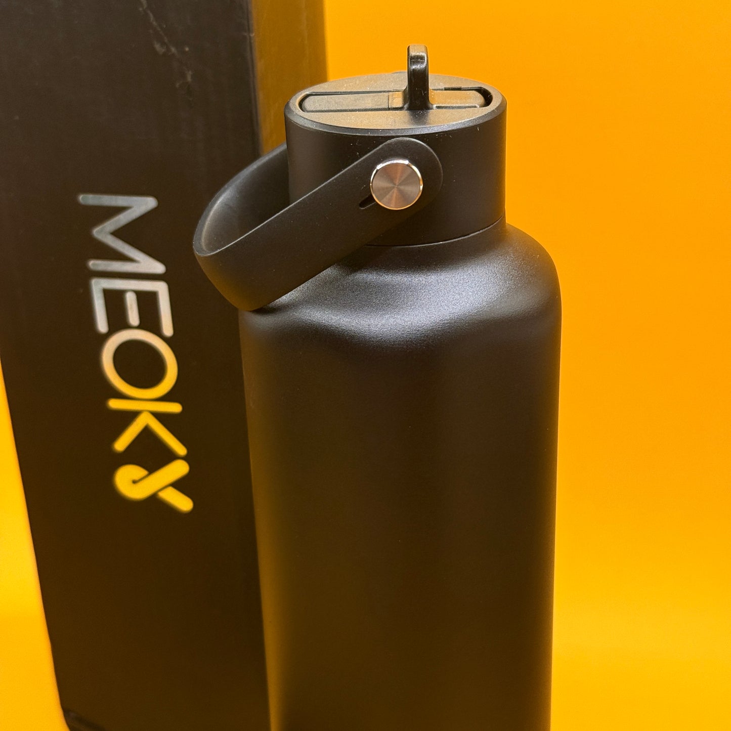 Meoky Insulated Water Bottle Black 24 oz
