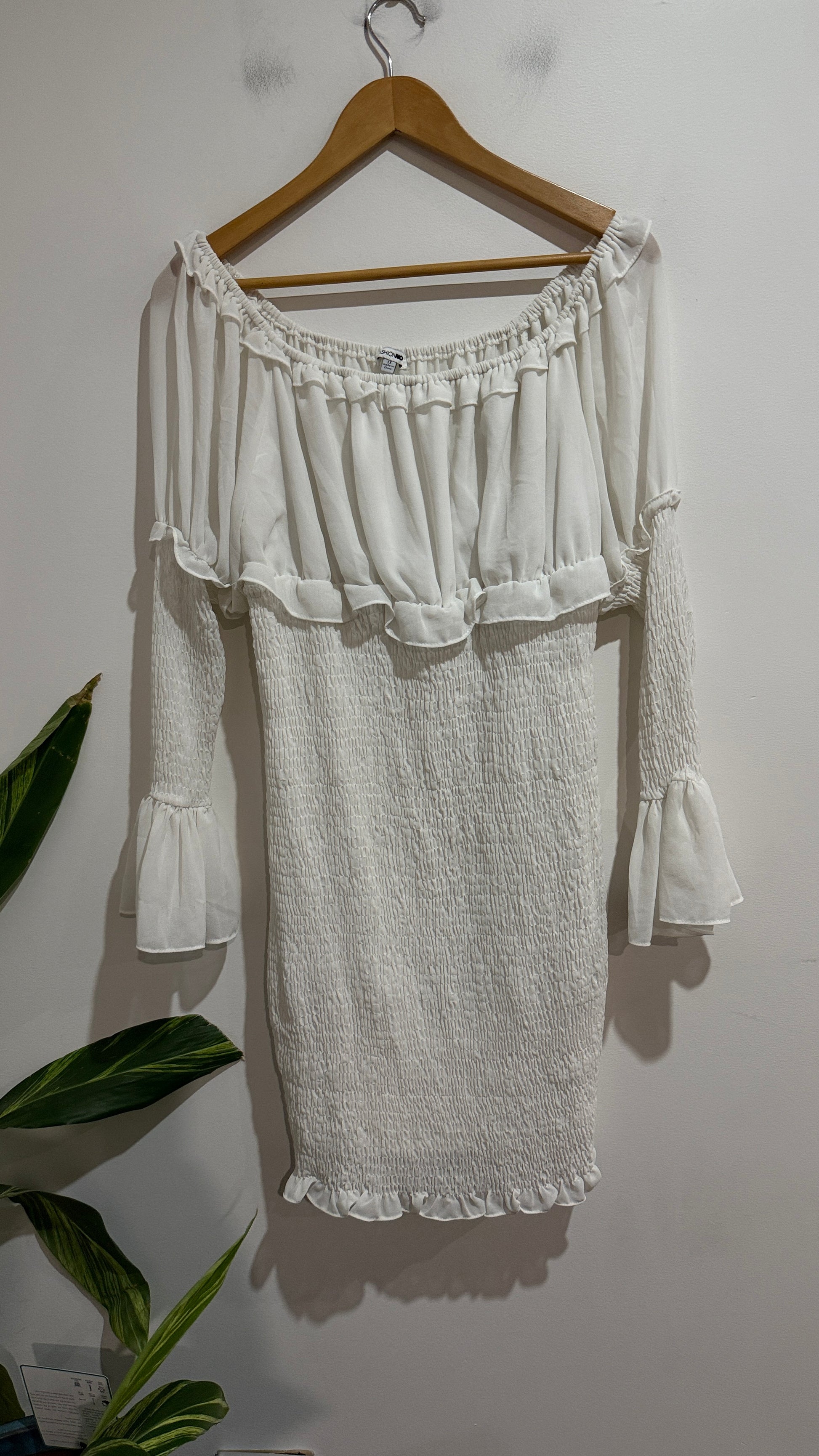 Fashion Nova Size 1X Off Shoulder Shirred Dress