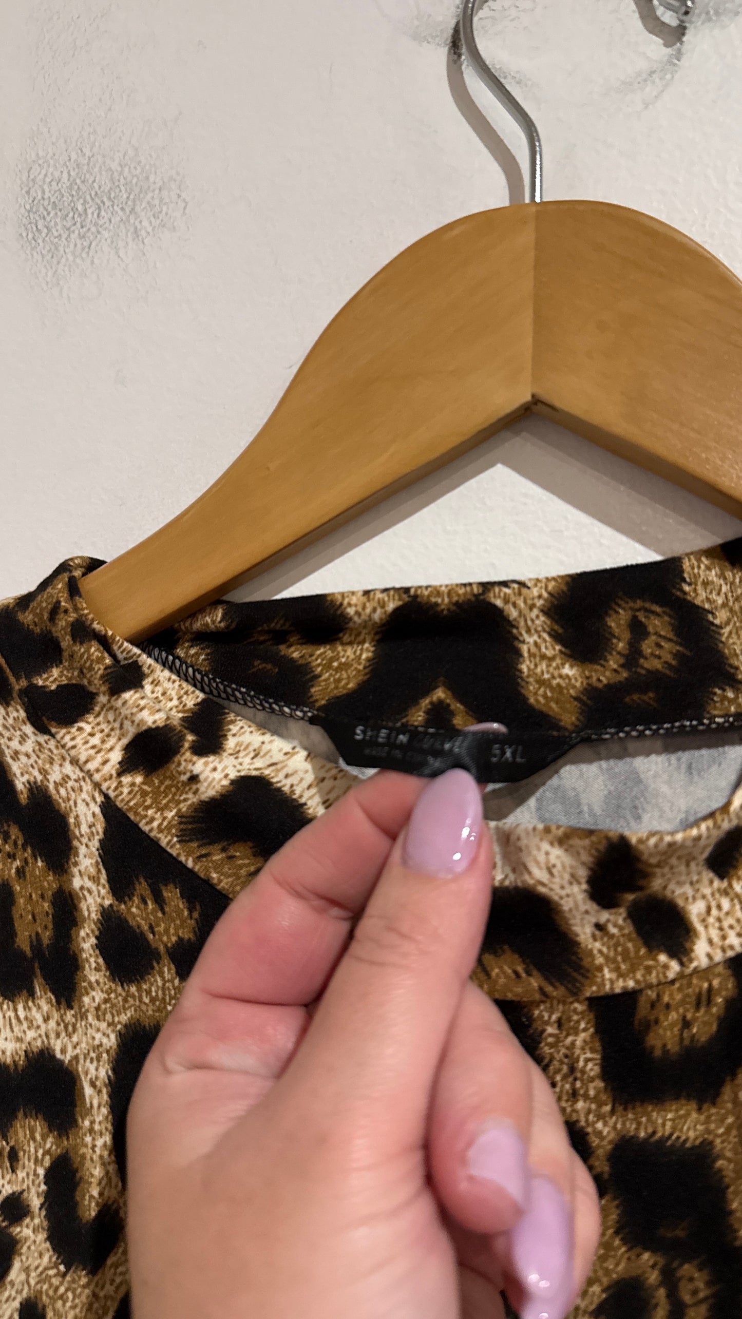 SHEIN Curve Size 5XL | U/Arm to U/Arm 60cm Leopard Print T Shirt Dress