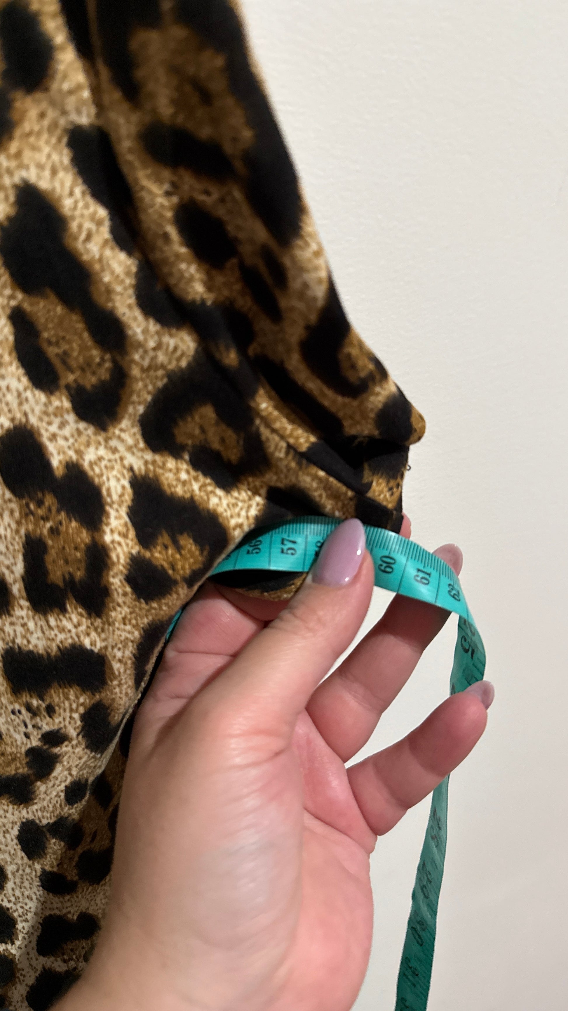 SHEIN Curve Size 5XL | U/Arm to U/Arm 60cm Leopard Print T Shirt Dress