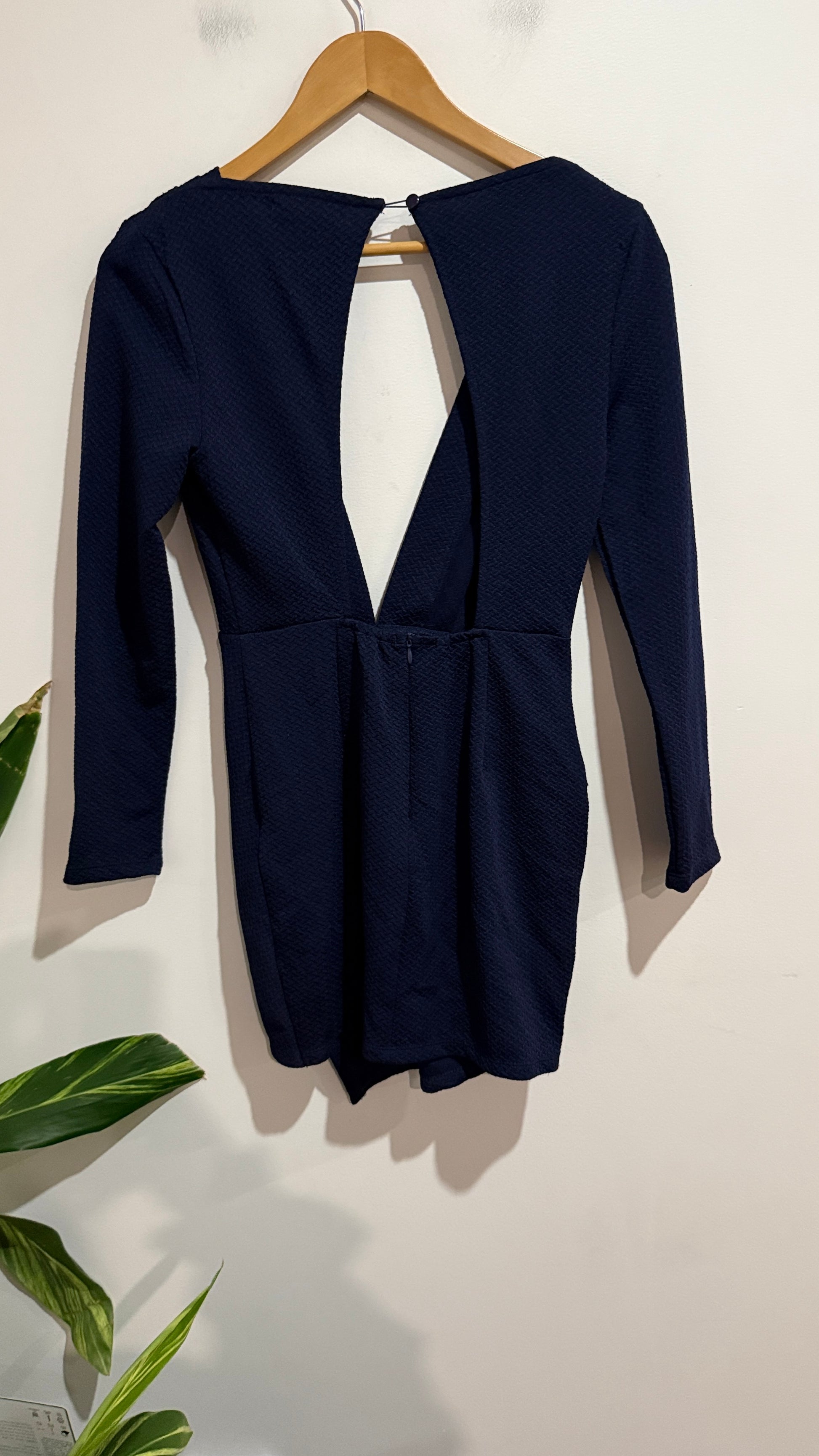Peard & Co. Size 10 Textured Wrap Front Mini Dress