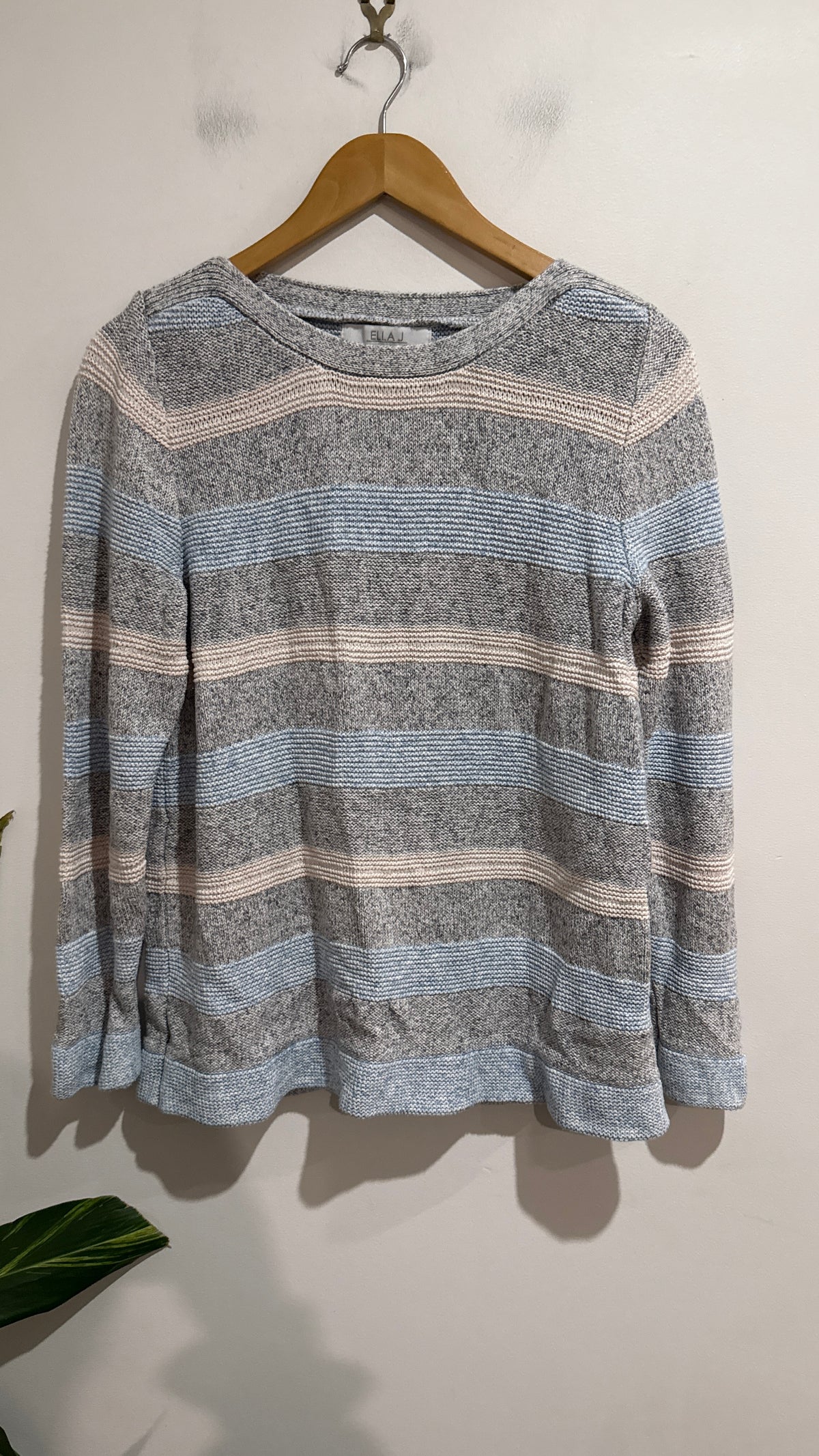 Ella J Size 14 Striped Knit Sweater