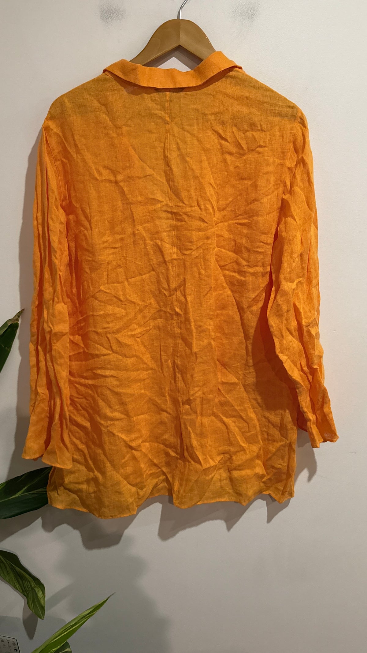 Massimo Dutti Size L | U/Arm to U/Arm 59cm Linen Shirt