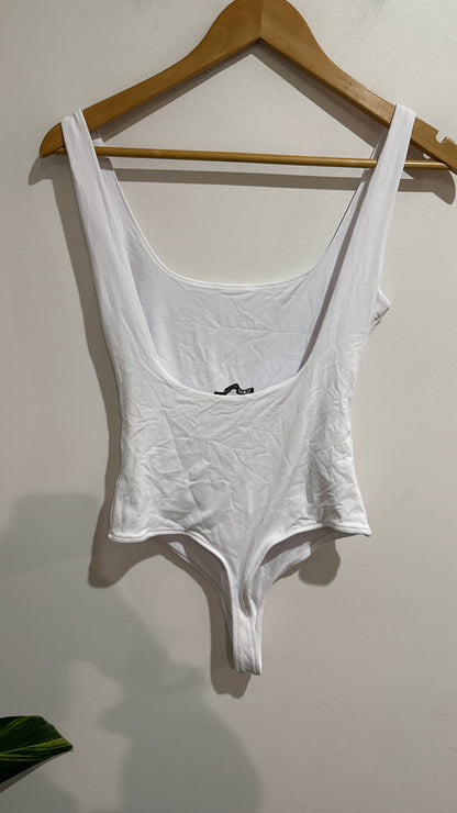 Zara Scoop-neck Sleeveless Bodysuit Size M