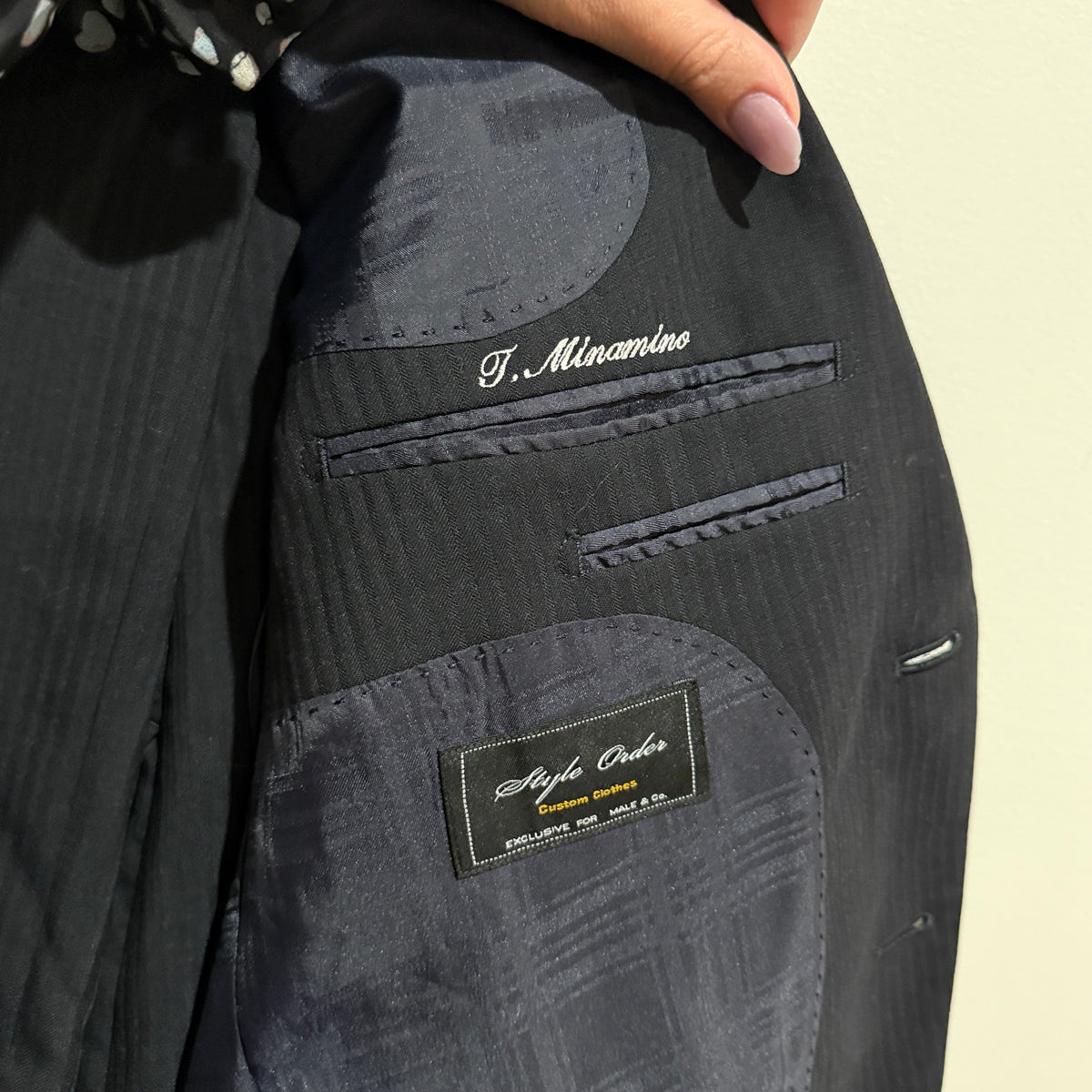 T. Minamino Single-breasted Two-button Blazer & Dress Pants Suit Set Size U/Arm to U/Arm 54cm | W: 84cm | L: 96cm