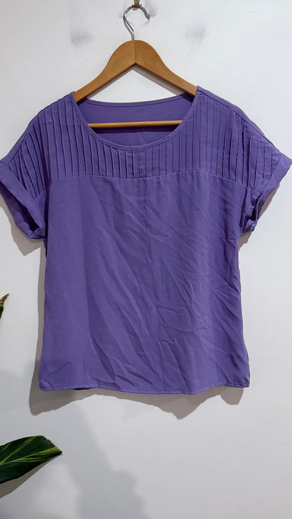 SHEIN Size S Pintuck Yoke Top