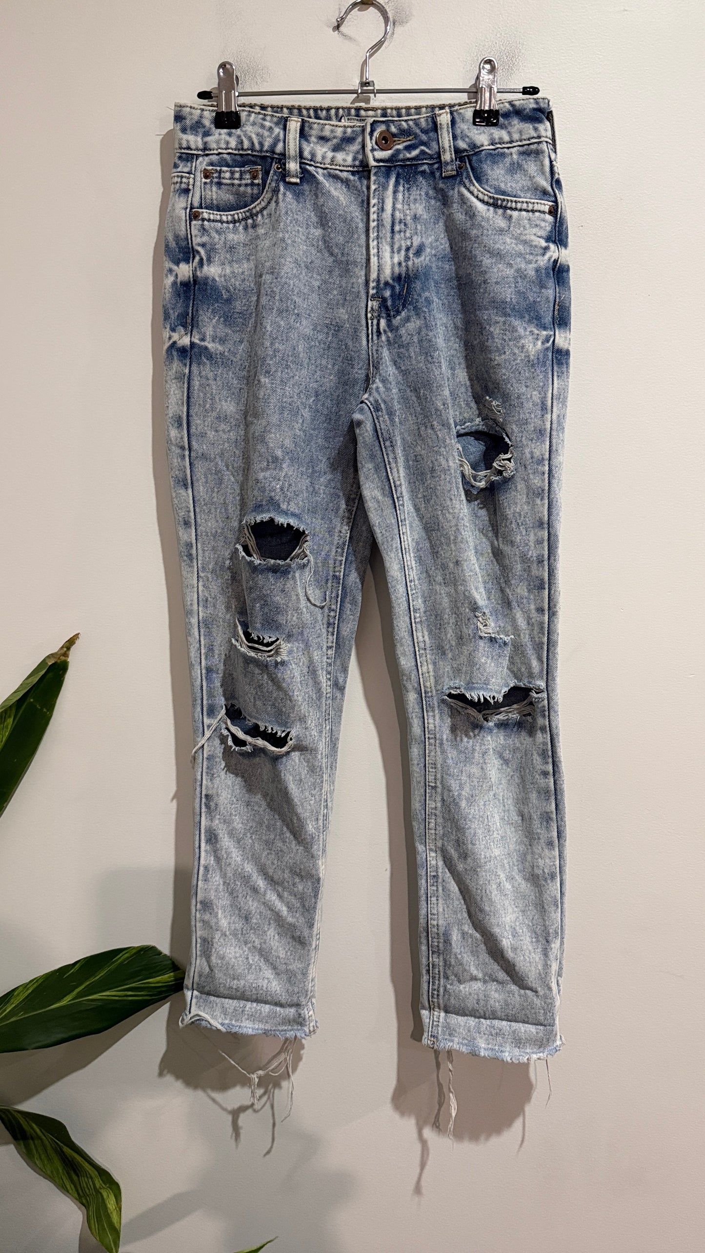 MRP Size 28 Boyfriend Low Rise Ripped Jeans