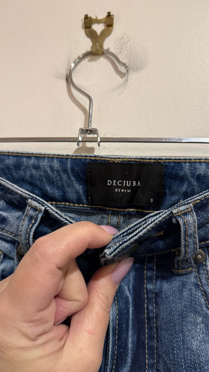 Decjuba Denim Size 6 Distressed Skinny Jeans