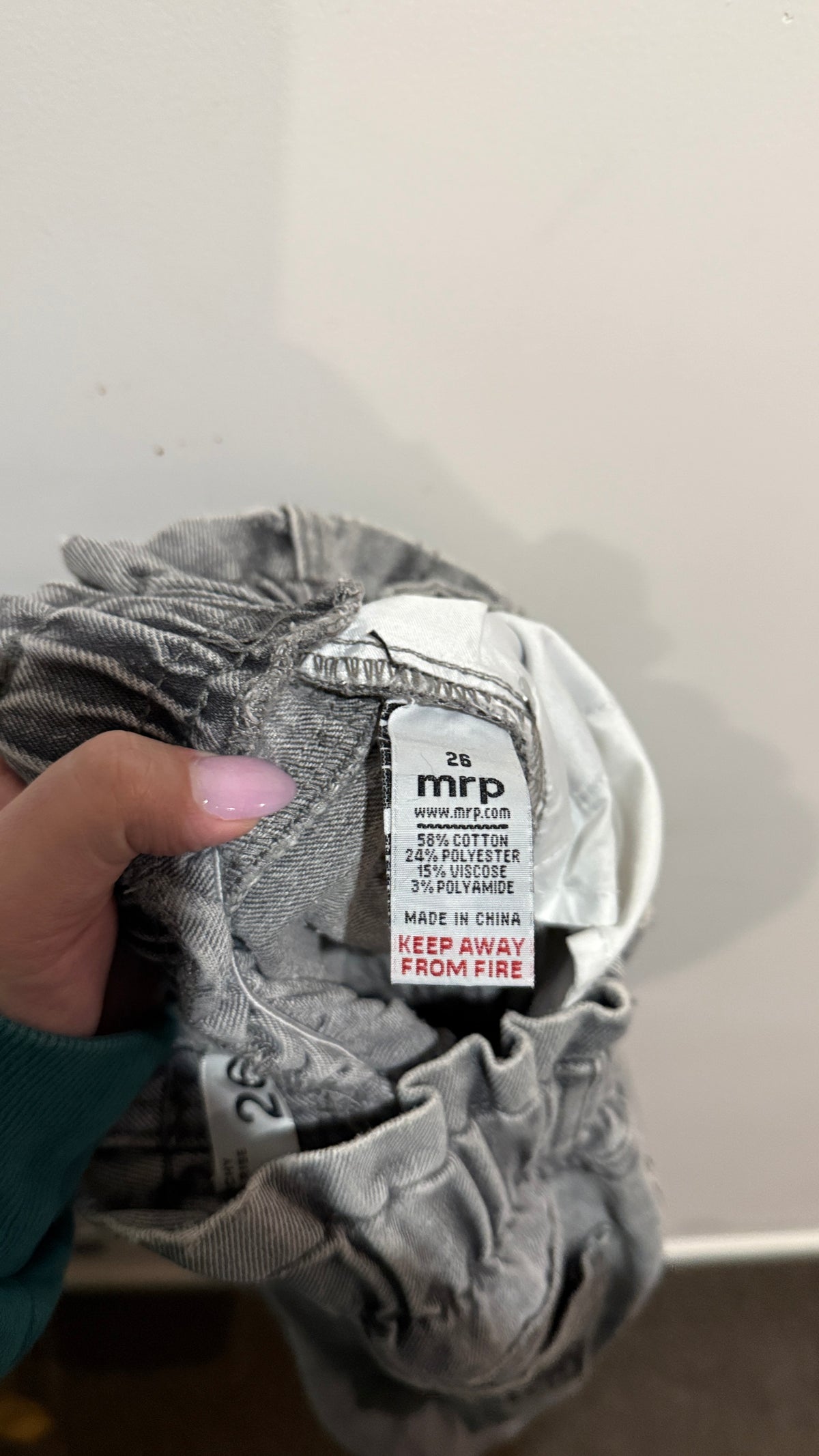 MRP Size 26 Slouchy High Rise Jeans