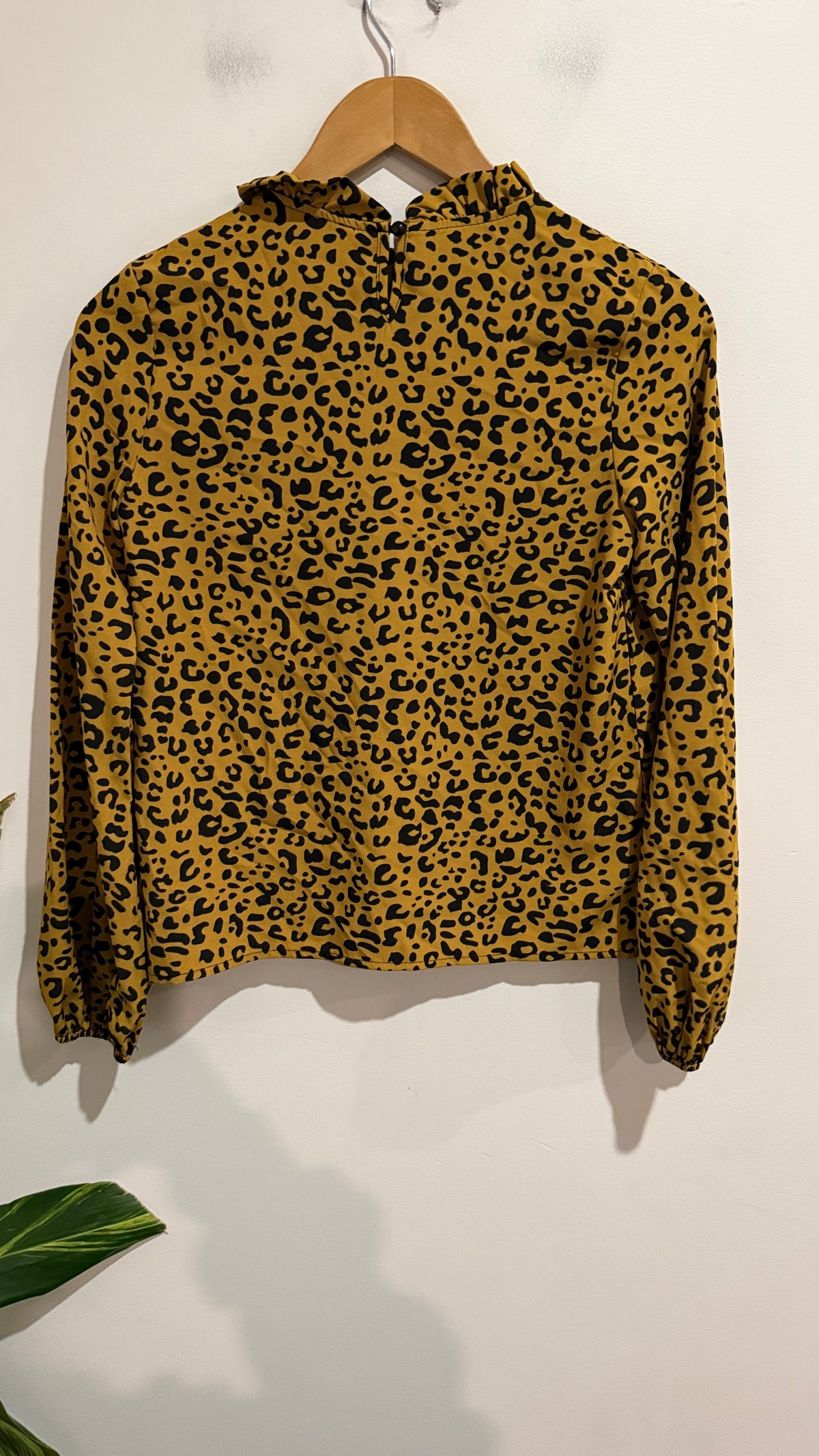 SHEIN Size XS Leopard Print Frill Collar Top