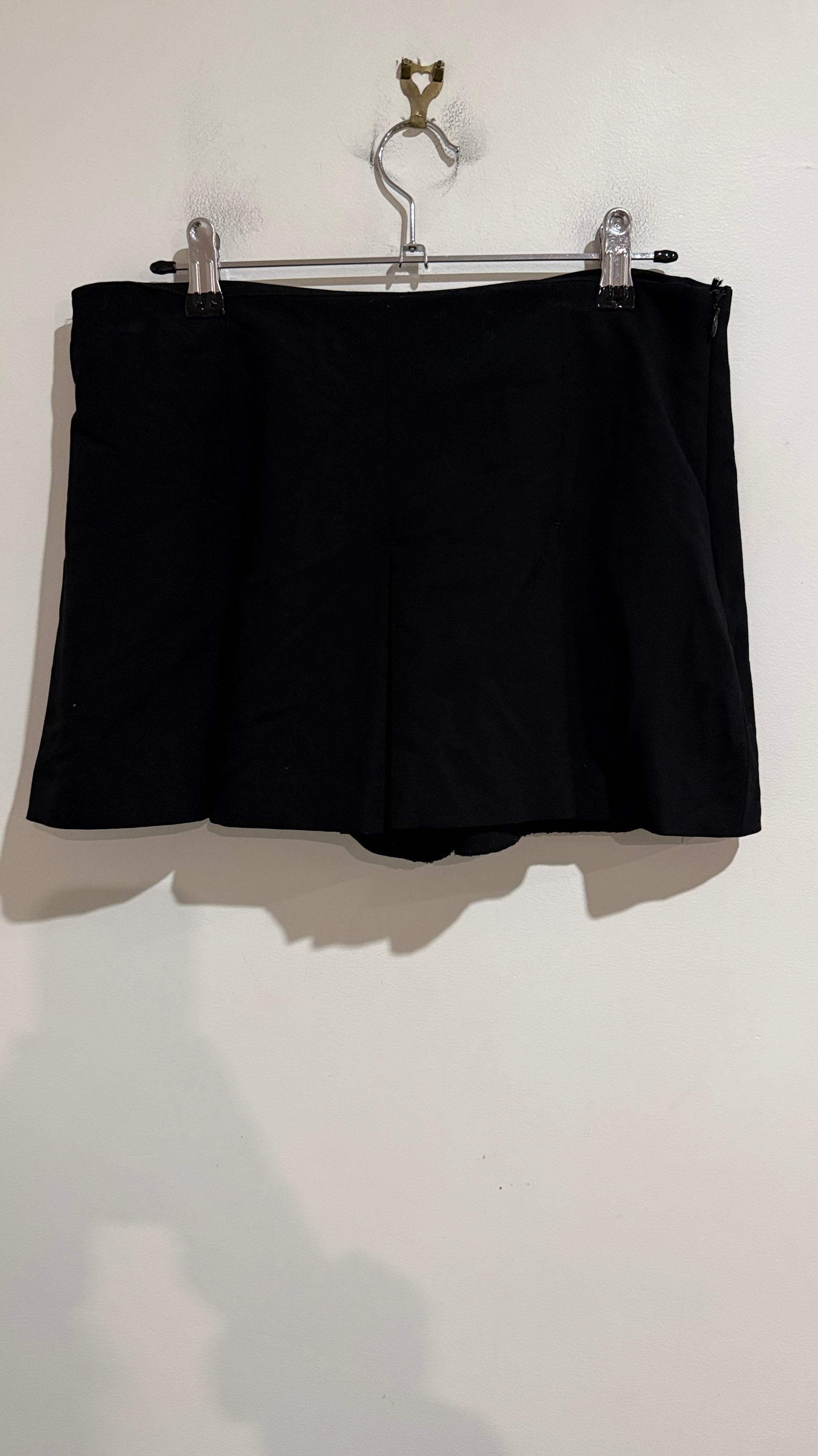 Zara Size S Black Skort