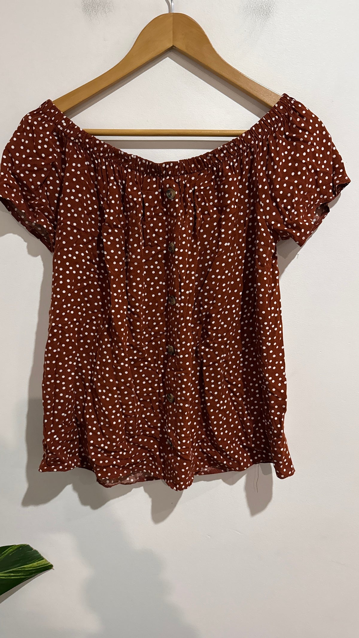 Oakridge Off-the-shoulder Top Size L