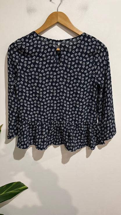Brand Unknown Long-sleeve Shirt Size 8 | 34