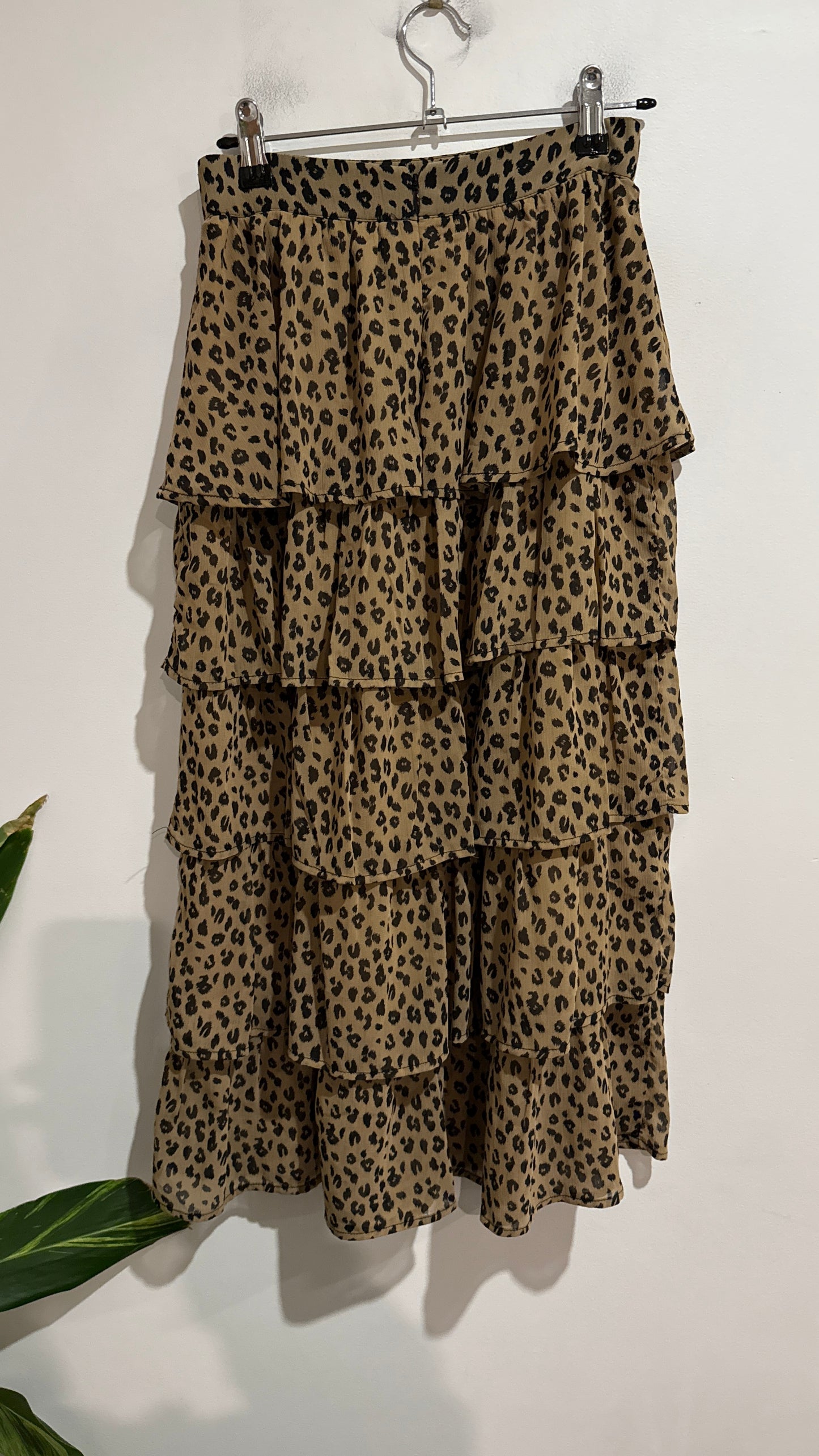Glassons Tiered Midi Skirt Size 6