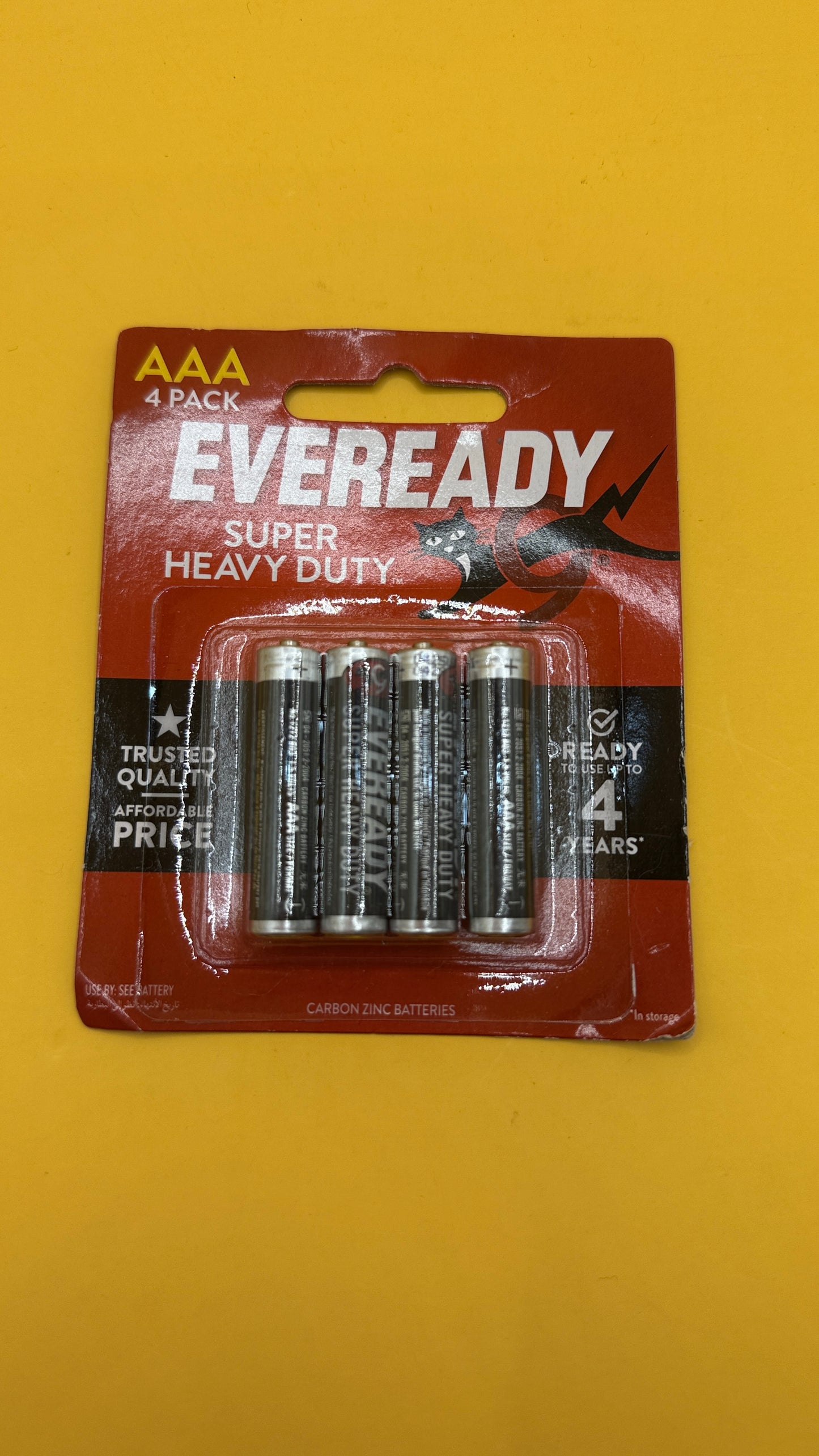 Eveready Super Heavy Duty AAA Batteries 4 Pack