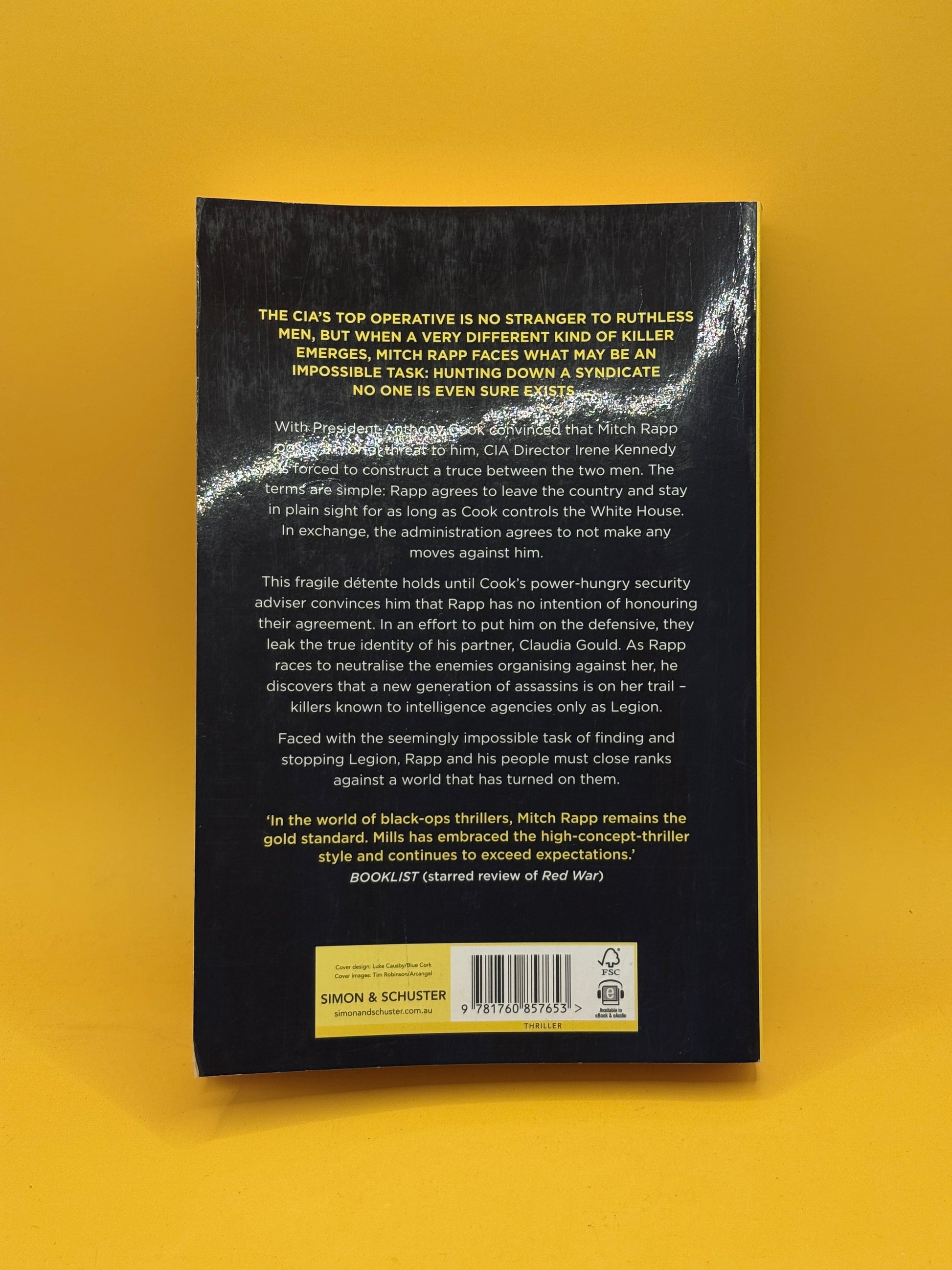 Oath of Loyalty by Vince Flynn and Kyle Mills