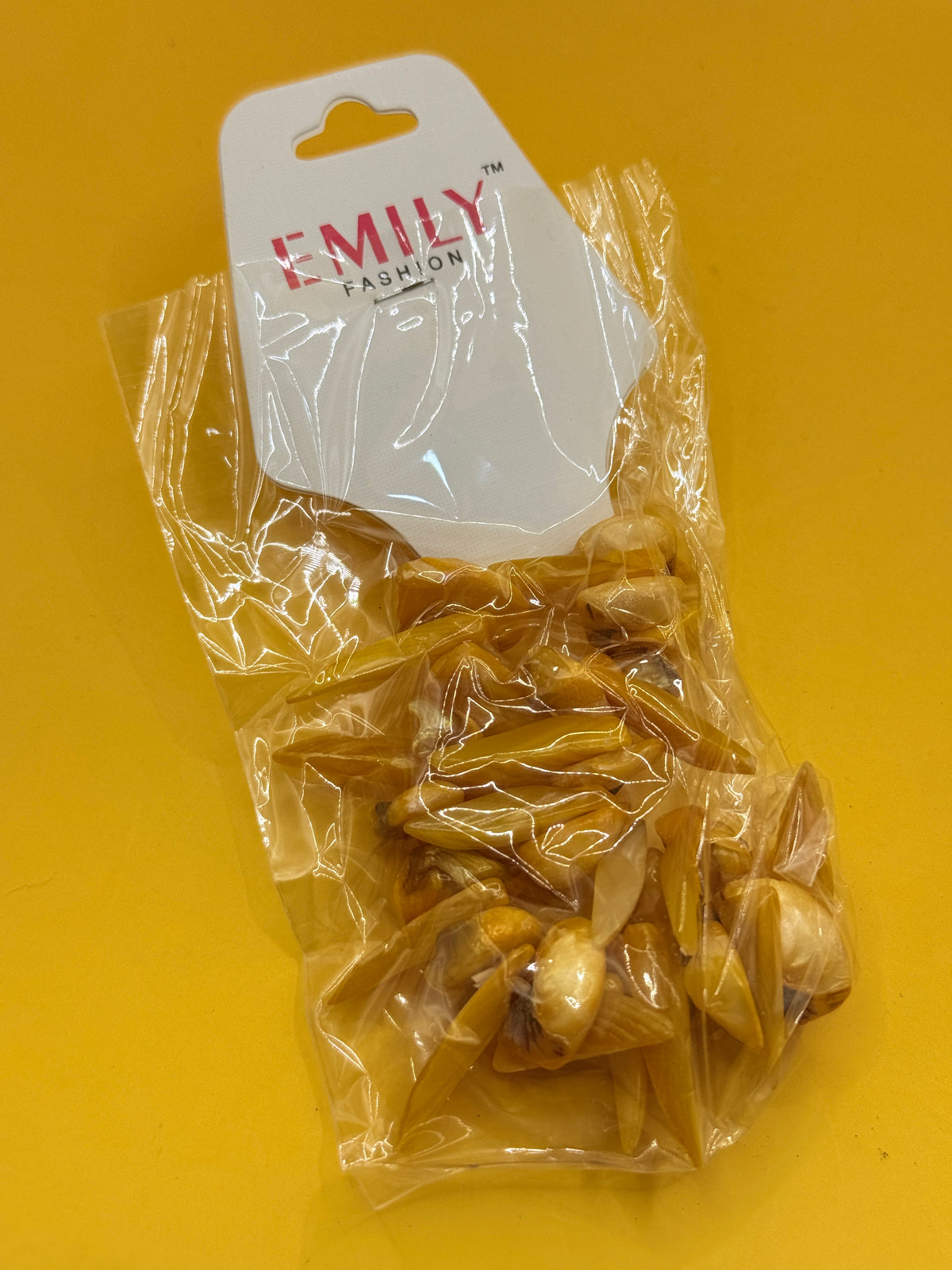 Emily Fashion Shell Chip Stretch Bracelet Gold Yellow