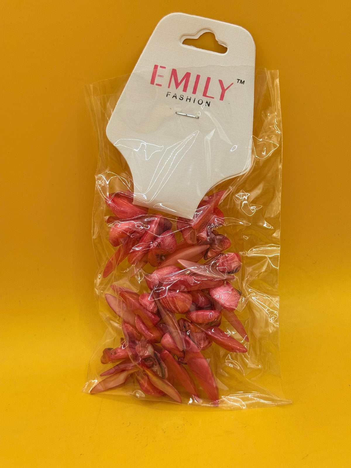 Emily Fashion Shell Chip Stretch Bracelet Coral Red