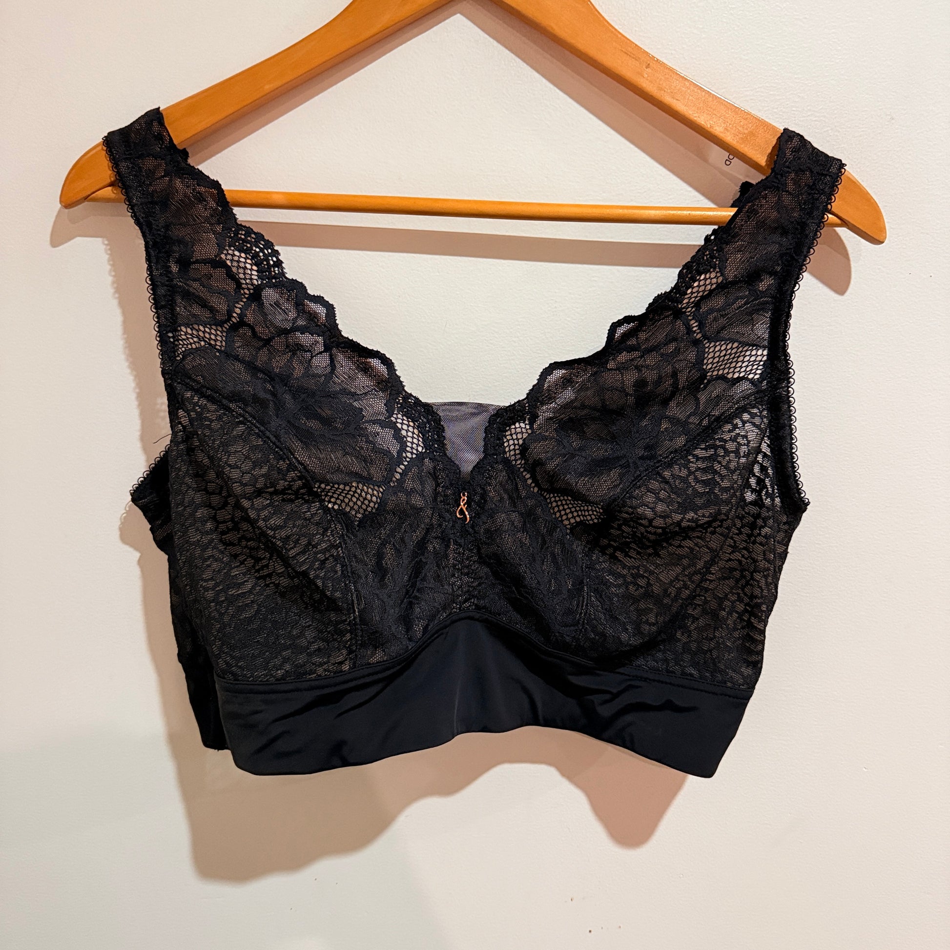 Playtexform Black Lace Bra Size 18DD